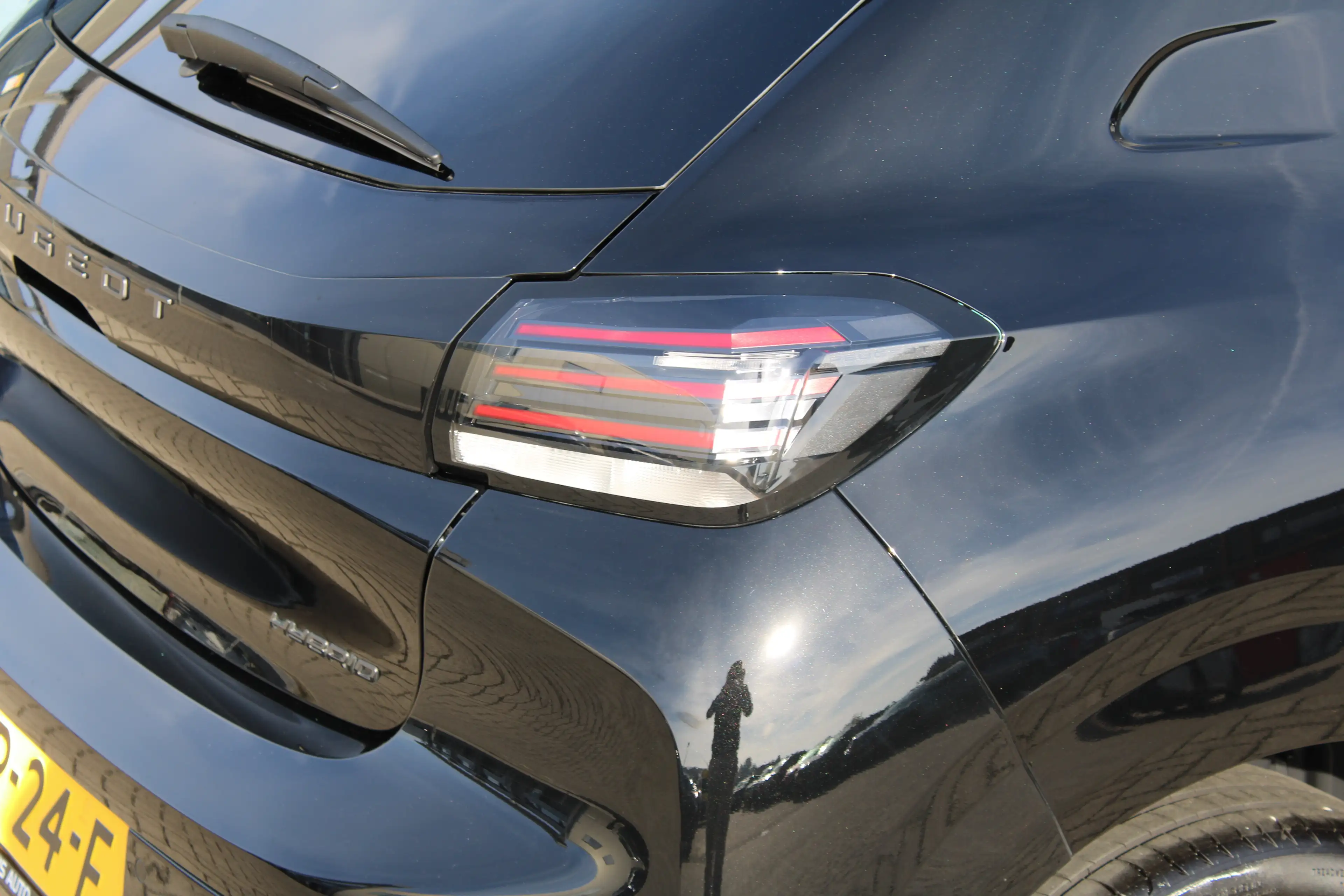 Peugeot 208 Allure Hybrid 110 e-DCS6 | 8 JAAR GARANTIE | 360 C — photo 13