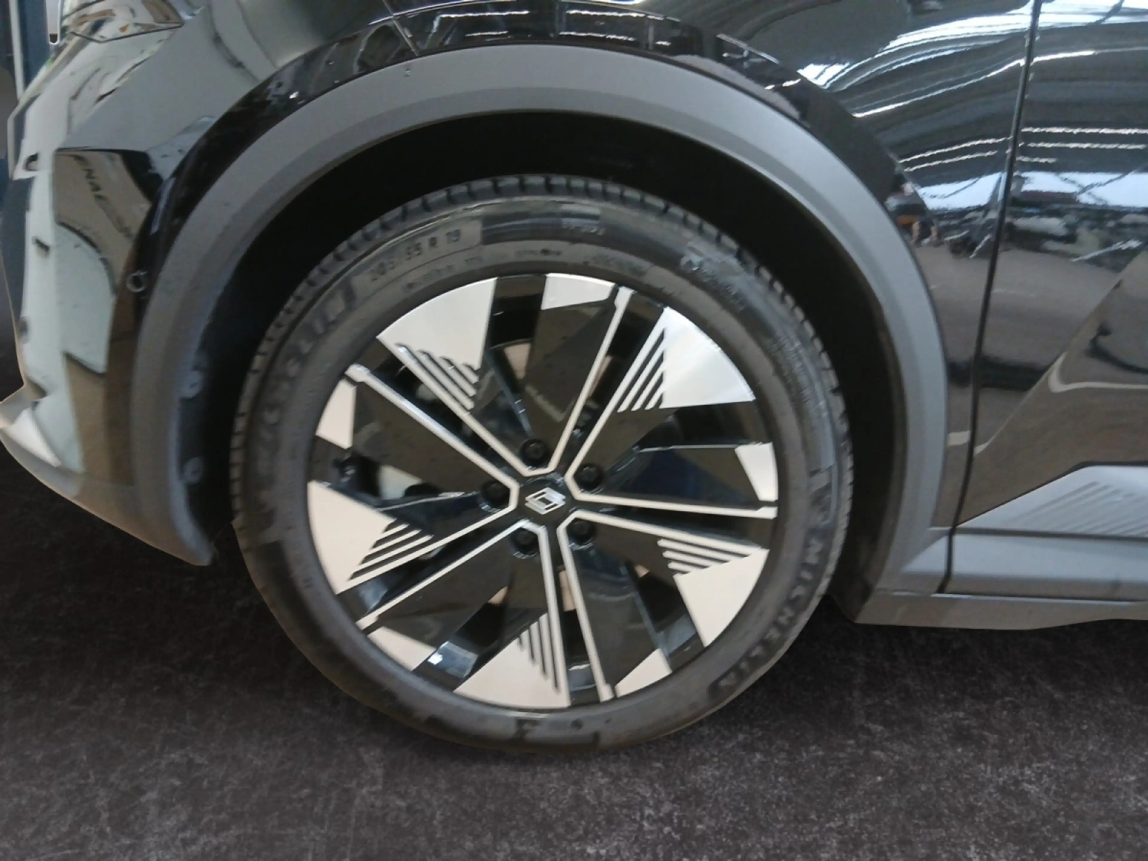 Renault Scenic TECHNO 220 LONG RANGE — photo 6