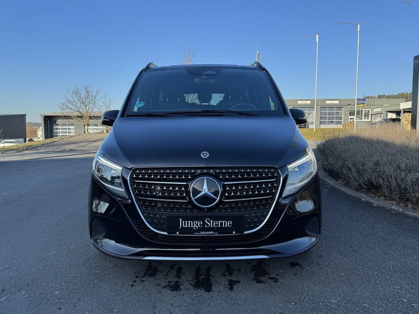 Mercedes-Benz V 300 Avantgarde extralang Standheizung*8-Sitze* Schwarz - 2