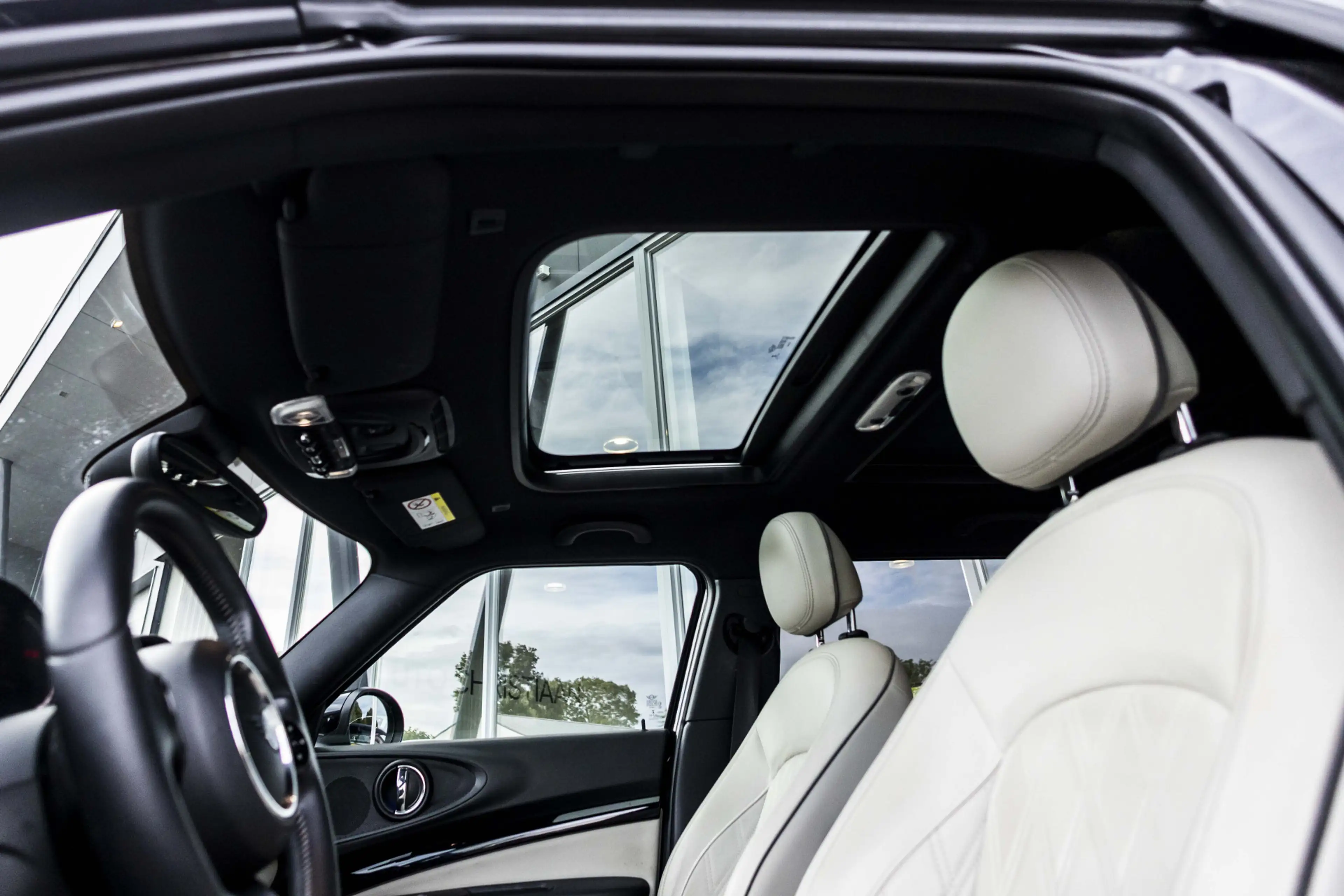 MINI John Cooper Works Clubman 1.5 Cooper | Pano | 19" | Camera — photo 13