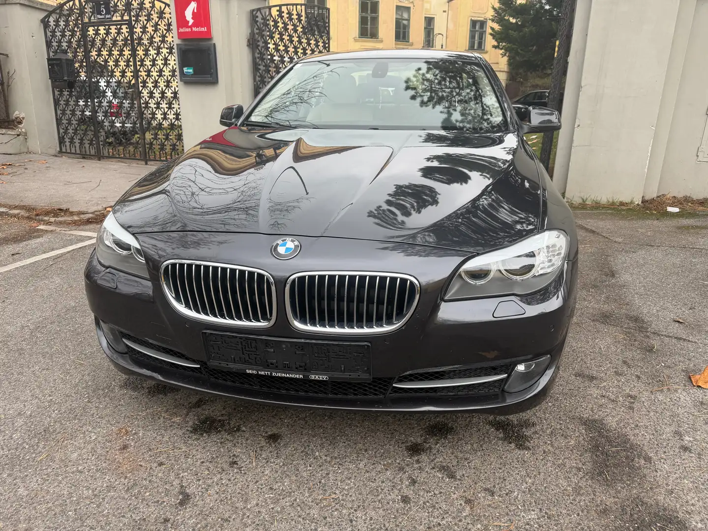 BMW 525 Grau - 2