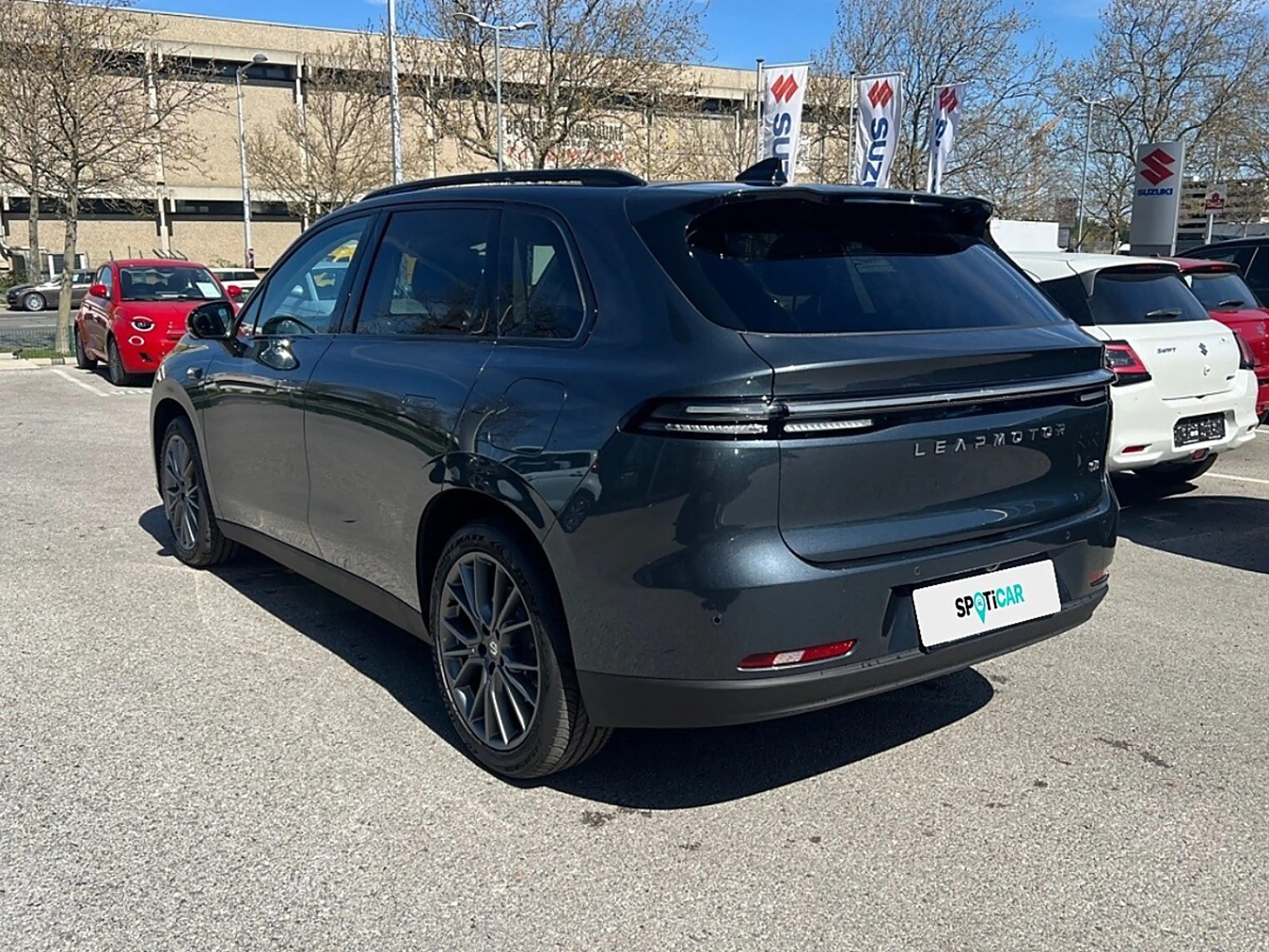 Leapmotor C10 Elektro 70kWh Design — photo 8