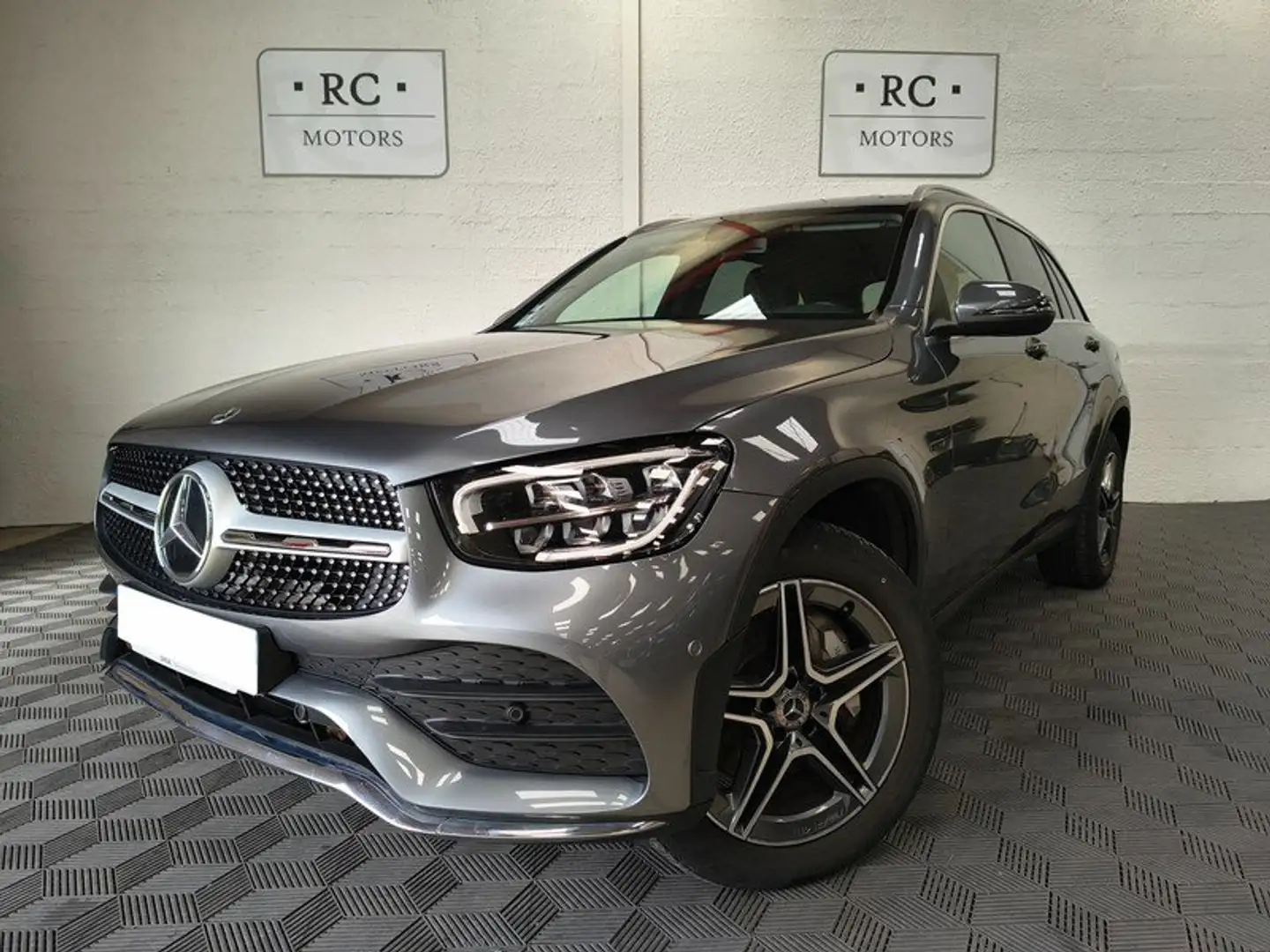 Mercedes-Benz GLC 300 e AMG LINE 320 ch. Gris - 1