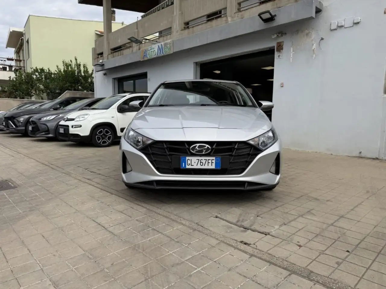 Hyundai i20