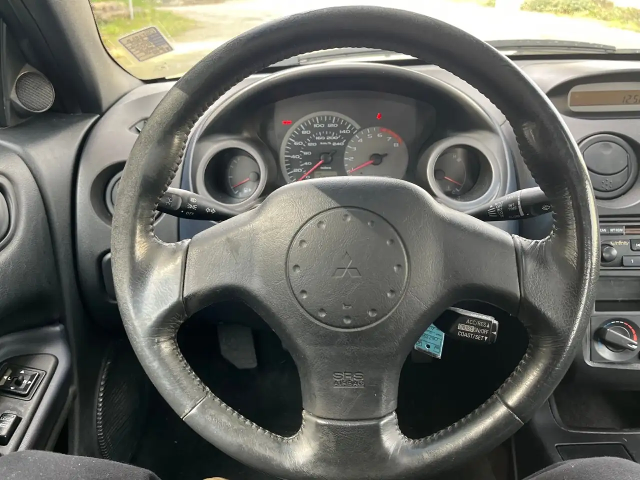 Mitsubishi Eclipse снимка Mitsubishi Eclipse