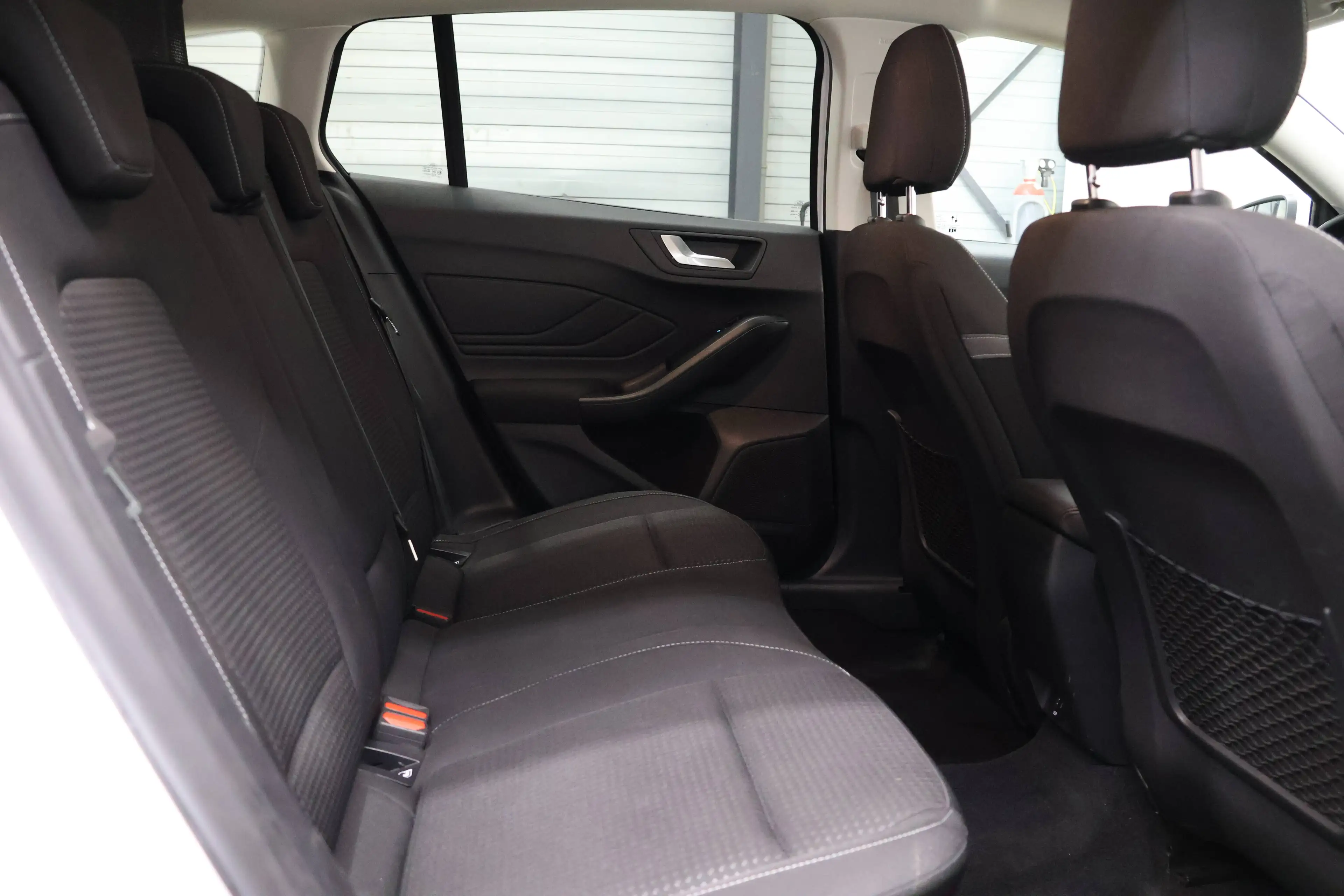 Ford Focus 1.5 EcoBlue Facelift Full option 12M Garantie — photo 13