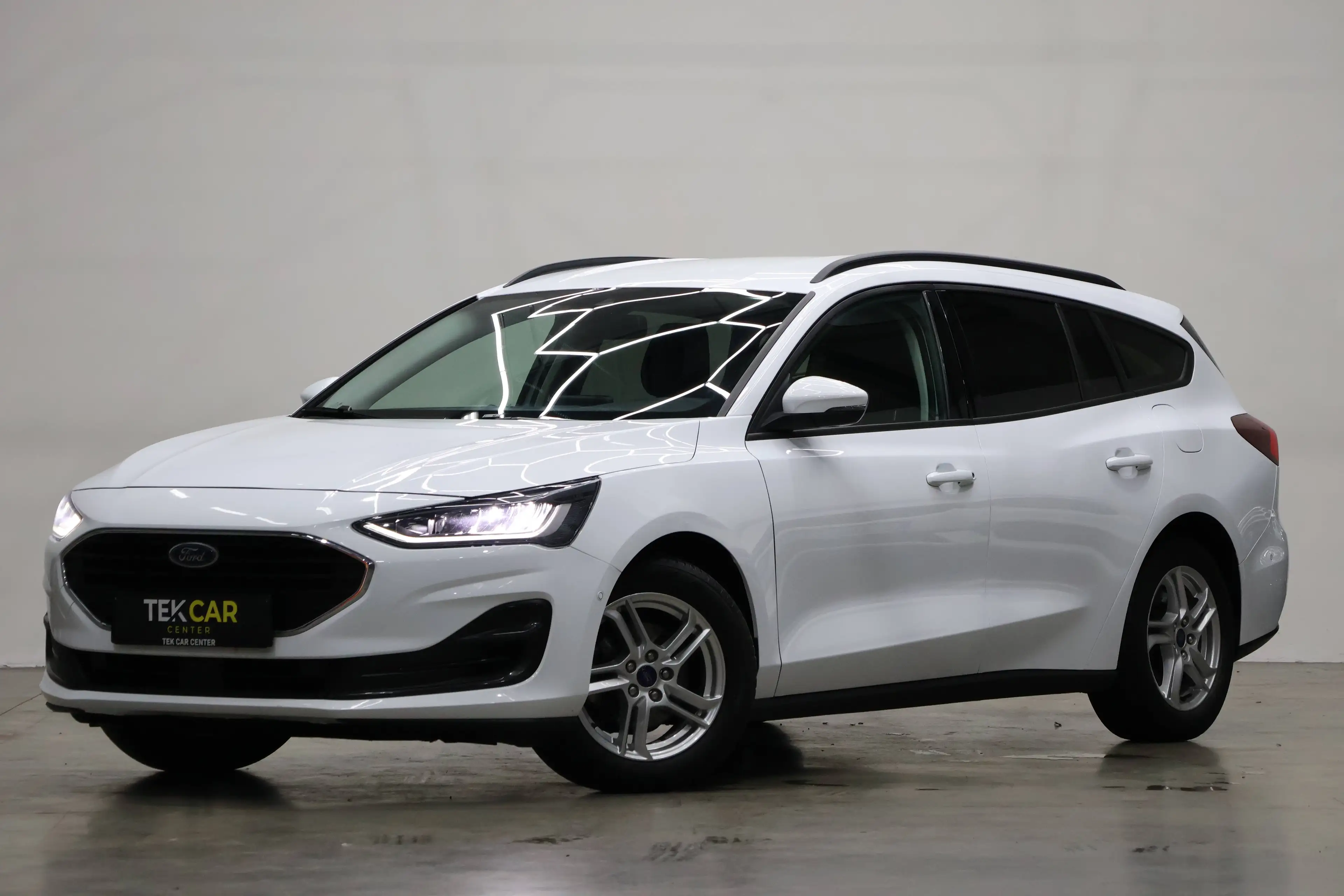 Ford Focus 1.5 EcoBlue Facelift Full option 12M Garantie — photo 3