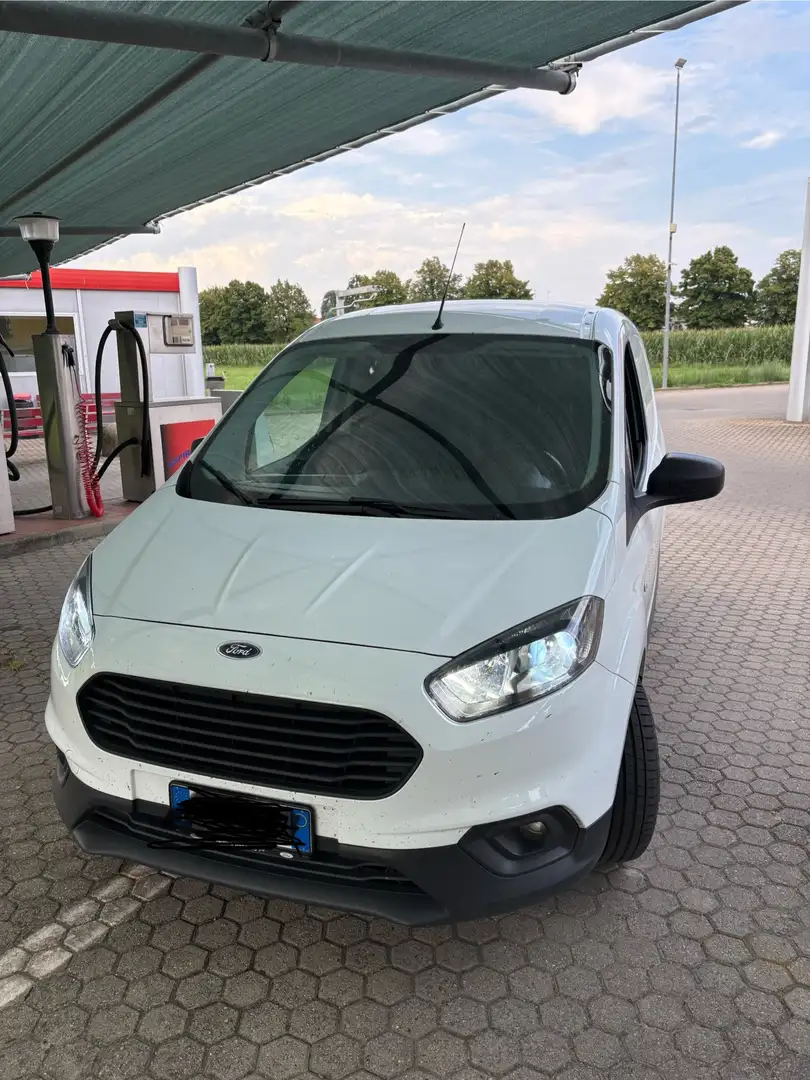 Ford Transit Courier - 2