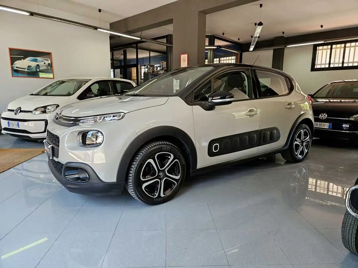 Citroen C3 C3 III 2017 1.2 puretech Shine Beige - 2