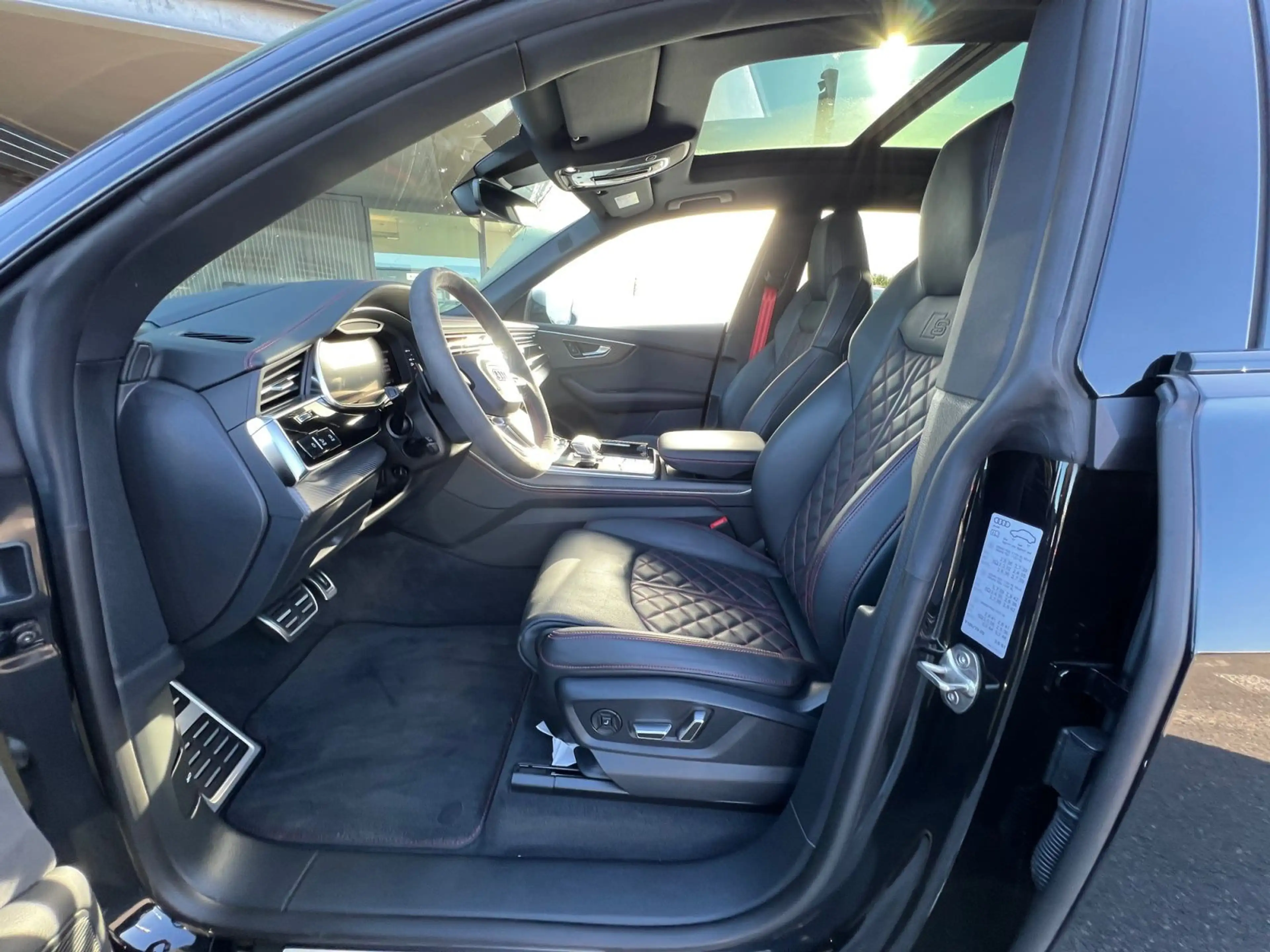Audi SQ8 4.0 TFSI q. Tiptr., AHK, Pano, Standh. — photo 9