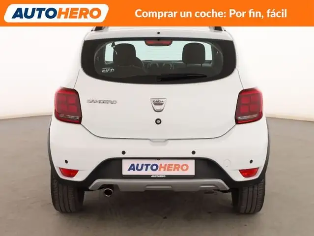Dacia Sandero view 5