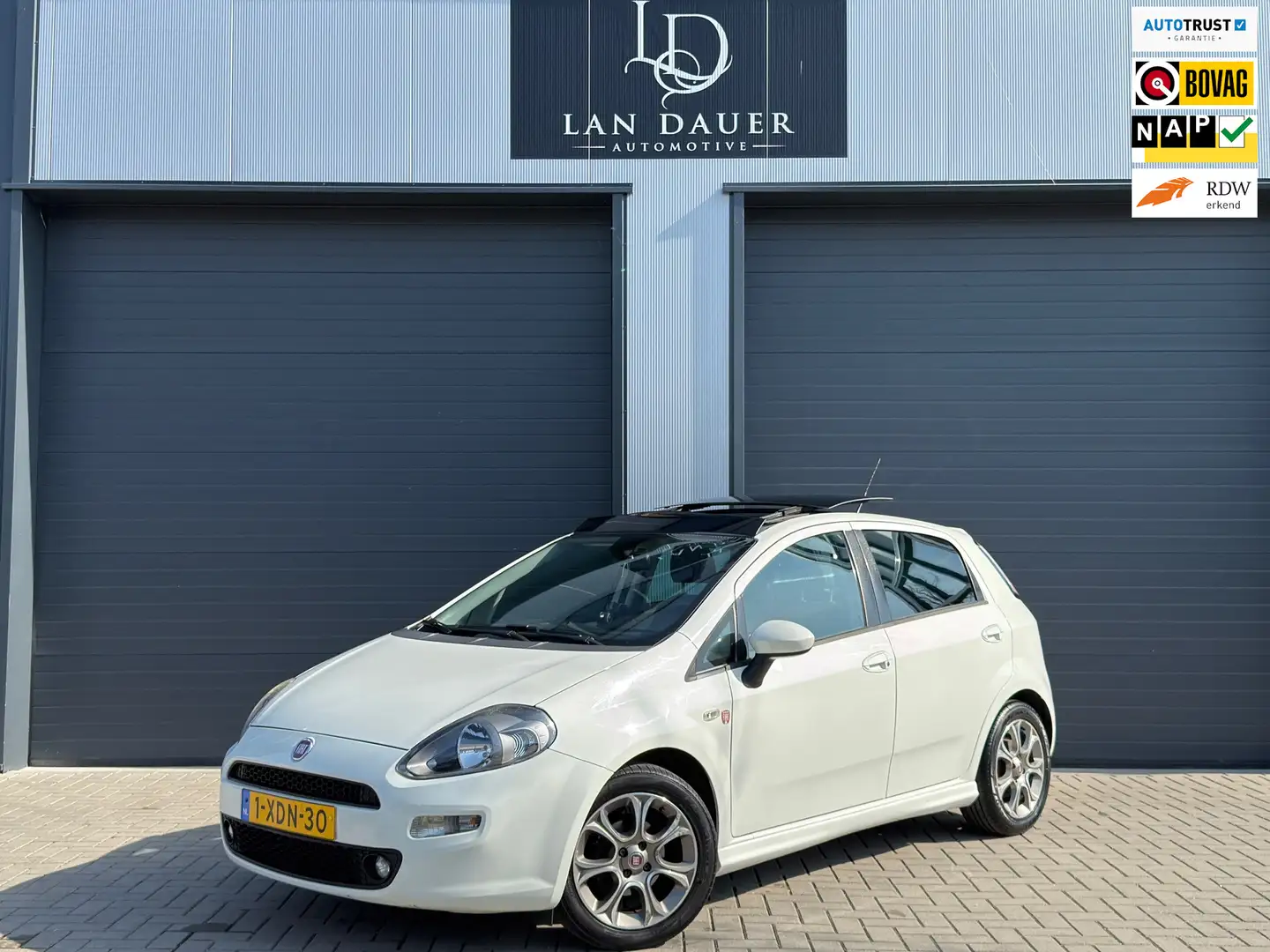 Fiat Punto Evo 0.9 TwinAir Lounge / Schuifdak / Pano / Navi Alb - 1