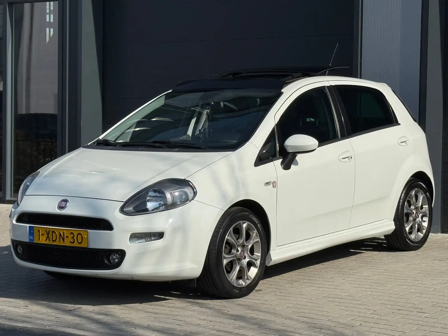 Fiat Punto Evo 0.9 TwinAir Lounge / Schuifdak / Pano / Navi Bílá - 2