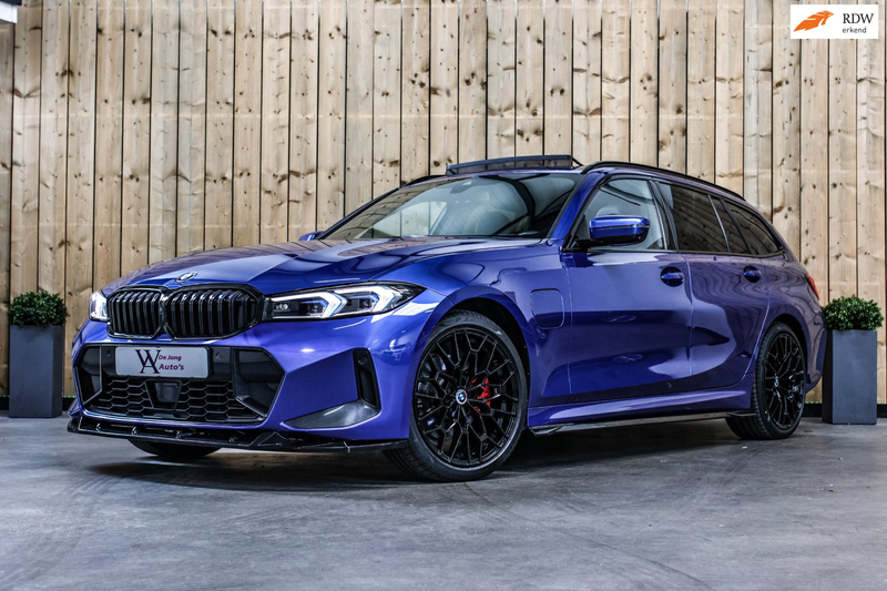 BMW 320 3-serie Touring 320e M-Sport *Pano*H/K*340 look*36