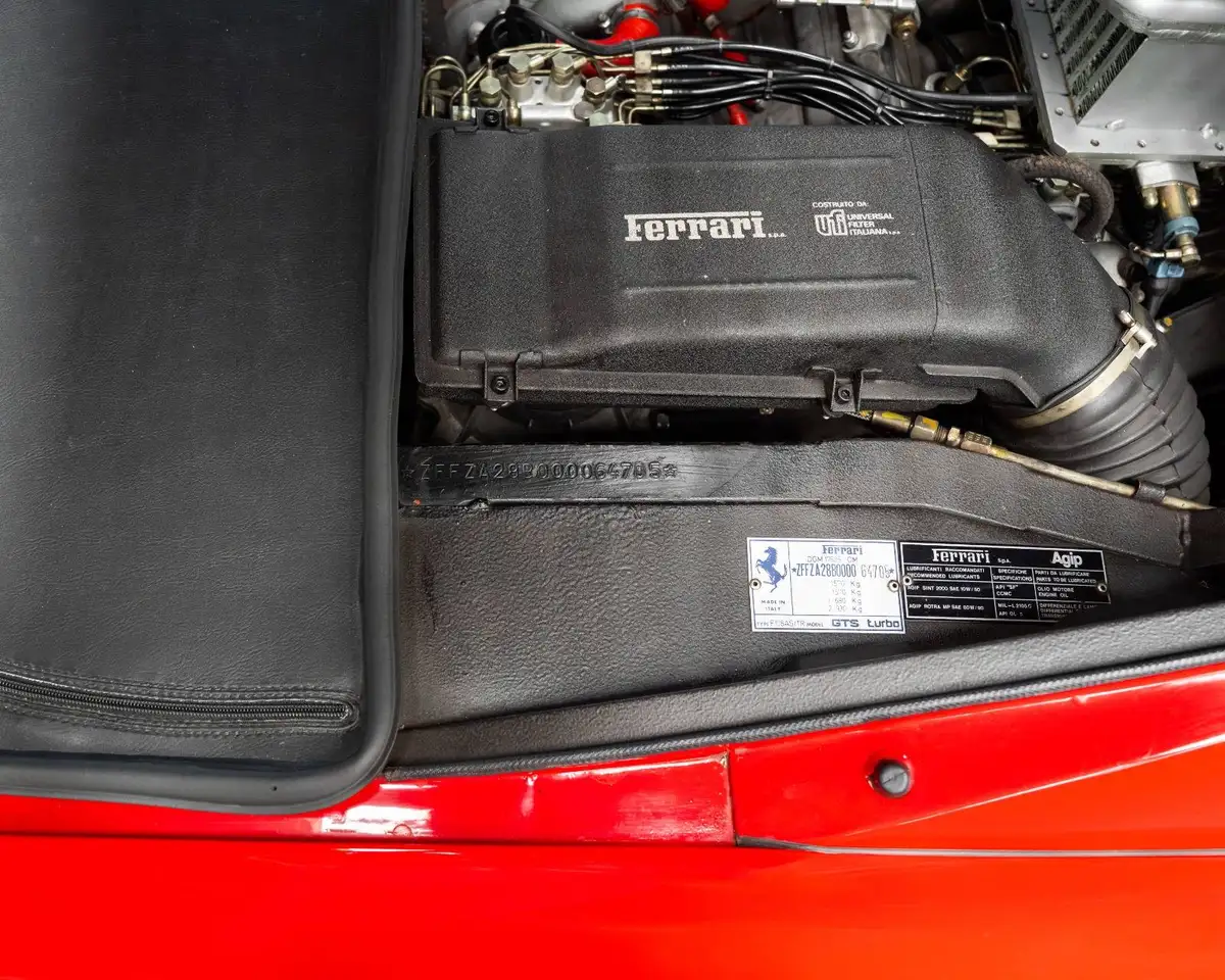 Ferrari 208 GTS turbo intercooler 4900 KM!!! CERTIFICAZIONE FERRARI CLASSICHE, foto 8