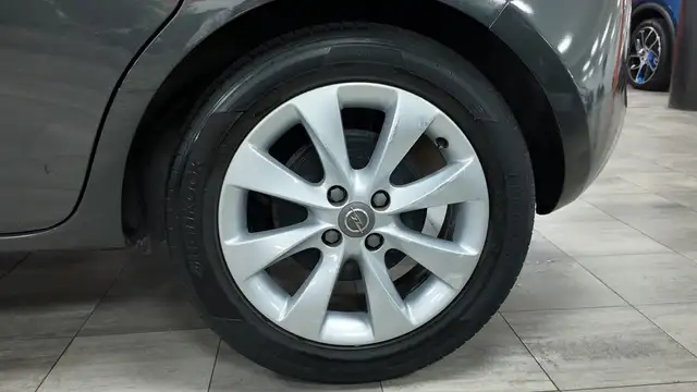 Opel Corsa view 11