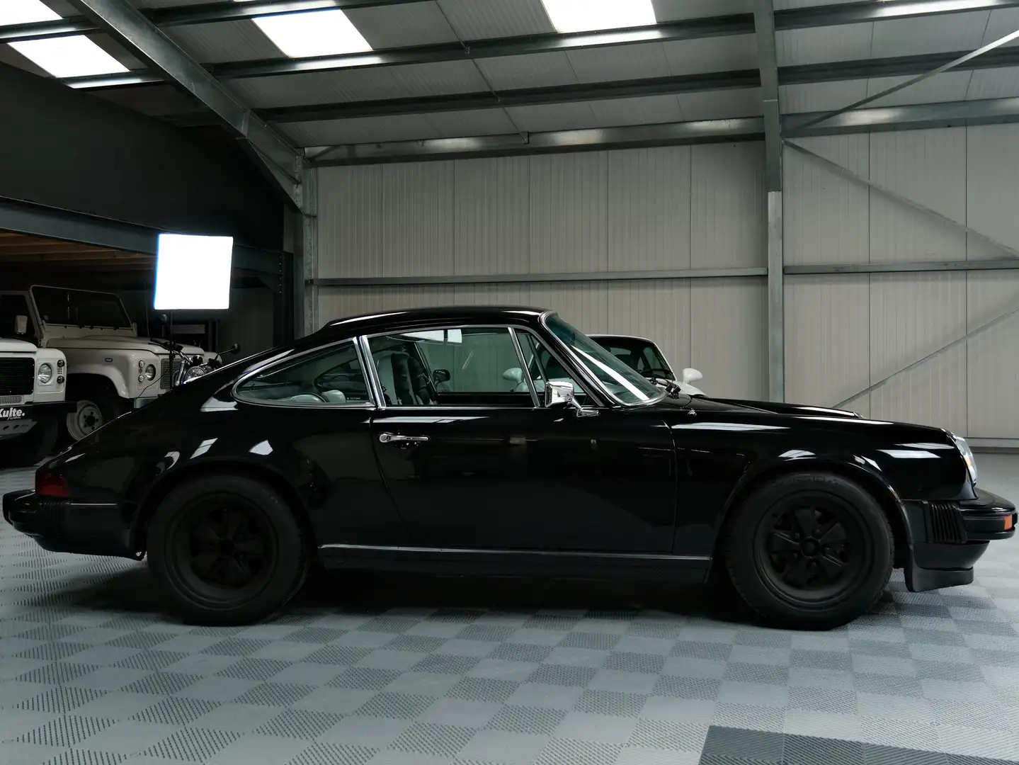 Porsche 911 3.0 SC Noir - 2