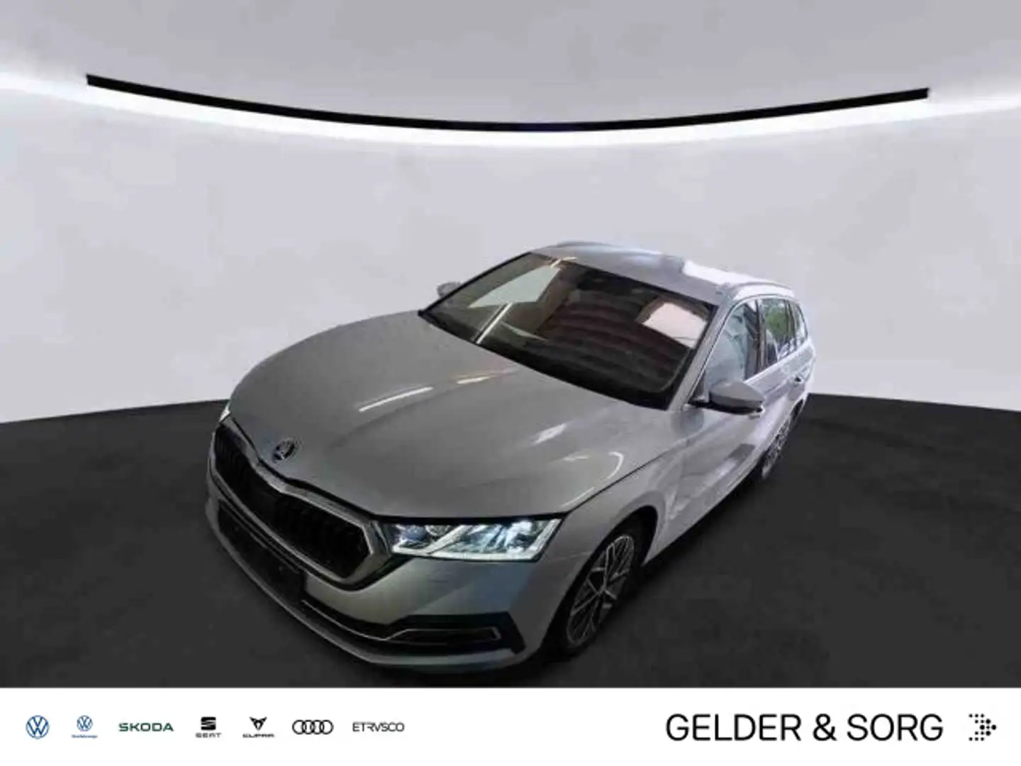 Skoda Octavia Combi 2.0 TDI LED*Navi*RFK*HuD*DAB Argento - 1