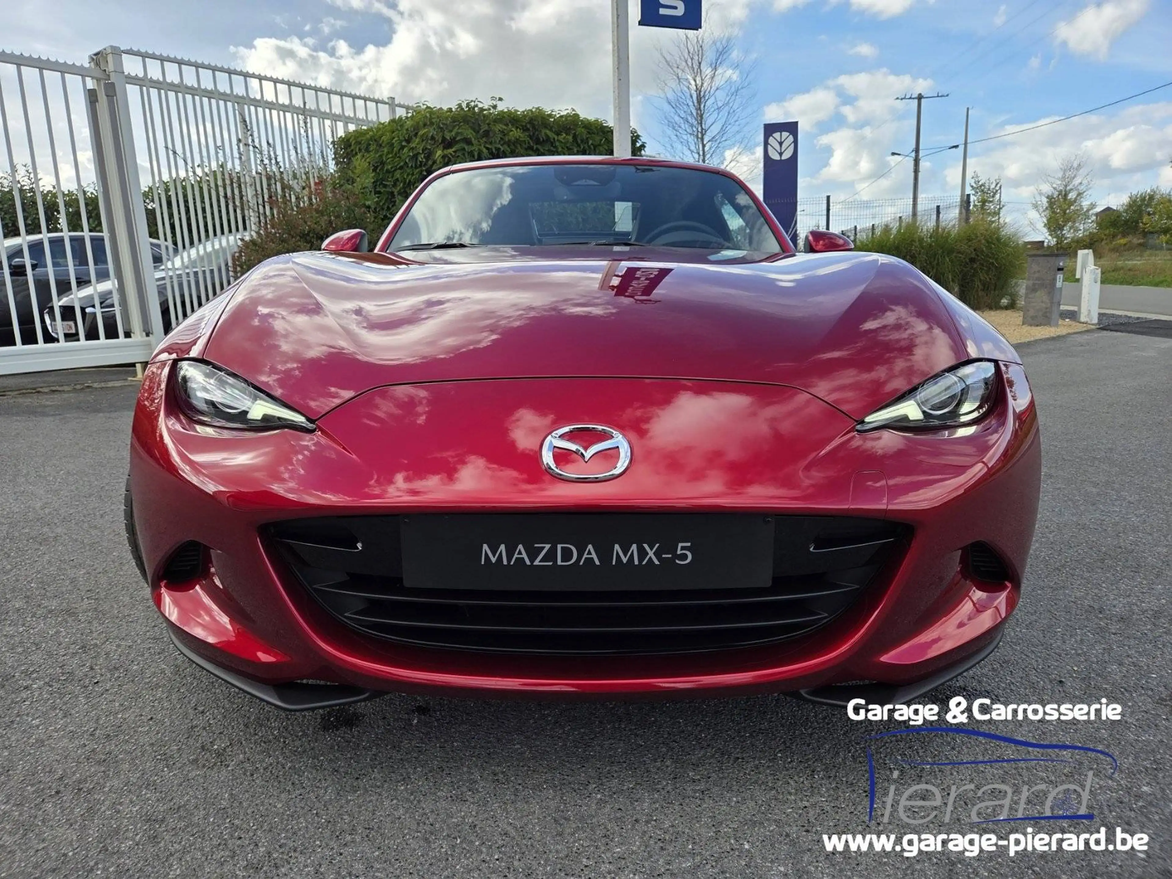 Mazda MX-5 MX-5 1.5i Skyactiv-G Exclusive-Line NEW MODEL — photo 2