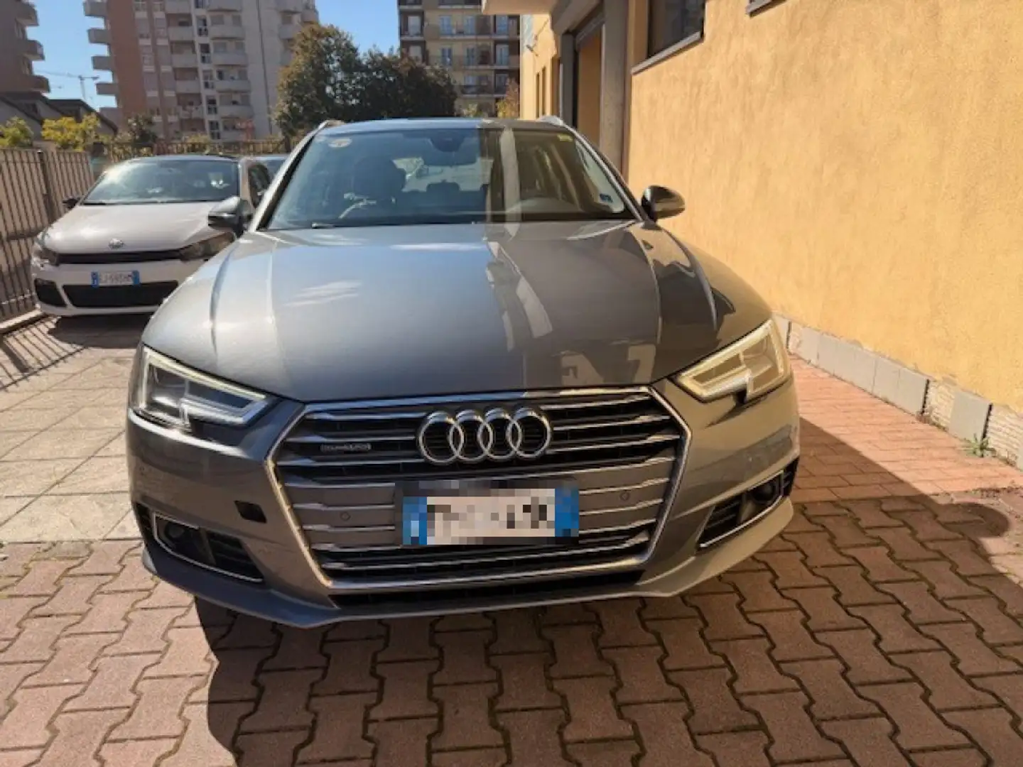 Audi A4 Avant 2.0 TDI 190 CV quattro S tronic Gris - 2