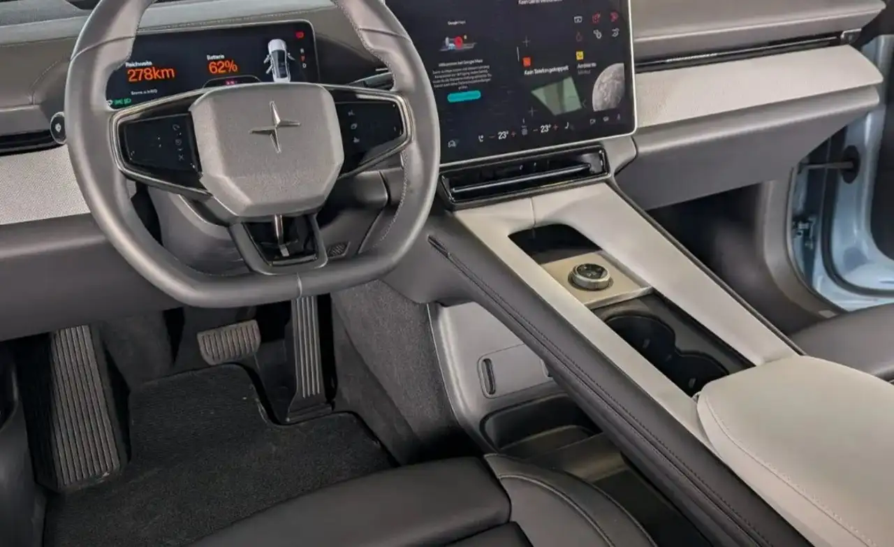 Polestar 4 2024
