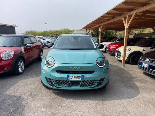 Fiat 600 view 2