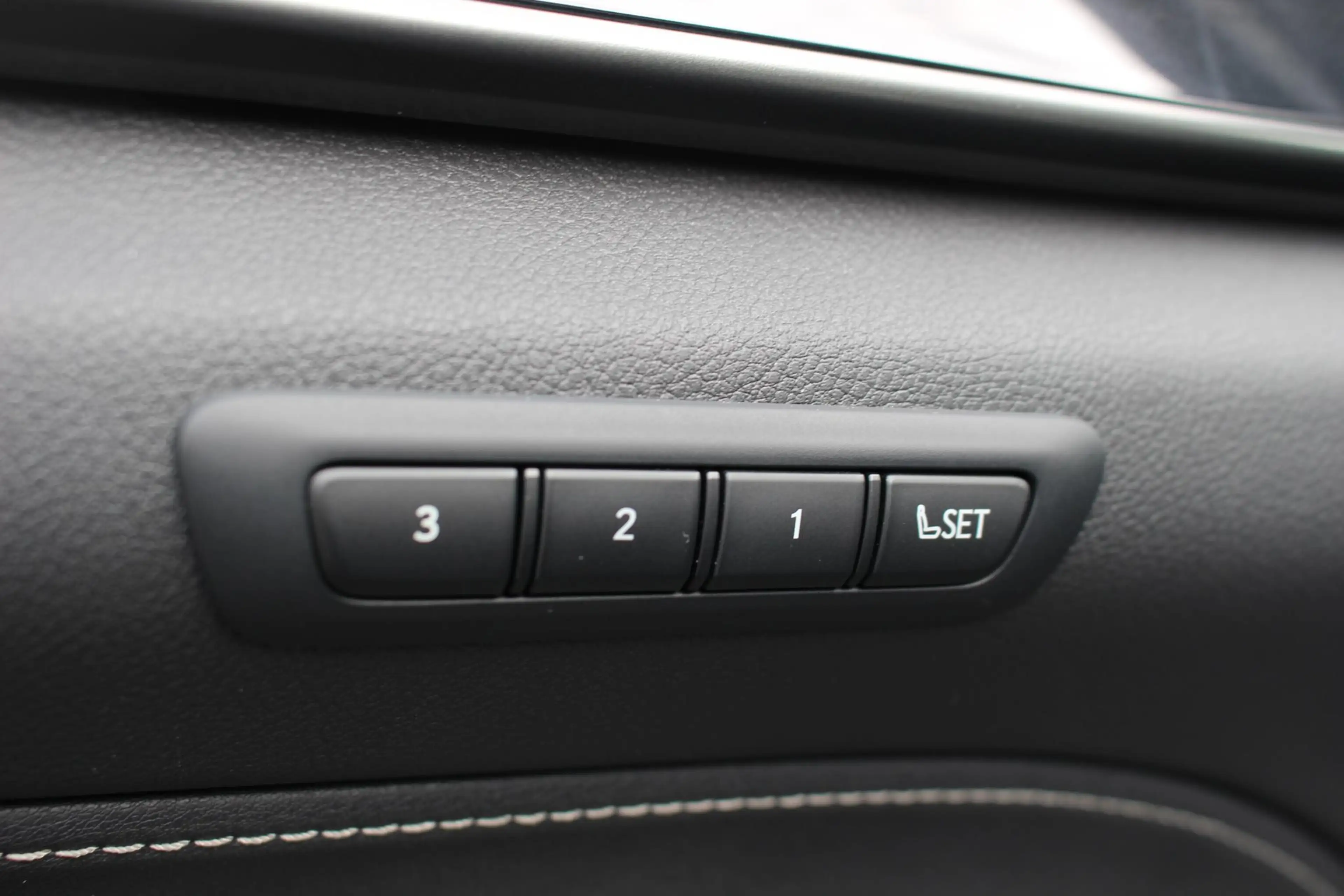 Lexus NX 450h+ AWD Launch Edition NL-AUTO — photo 15