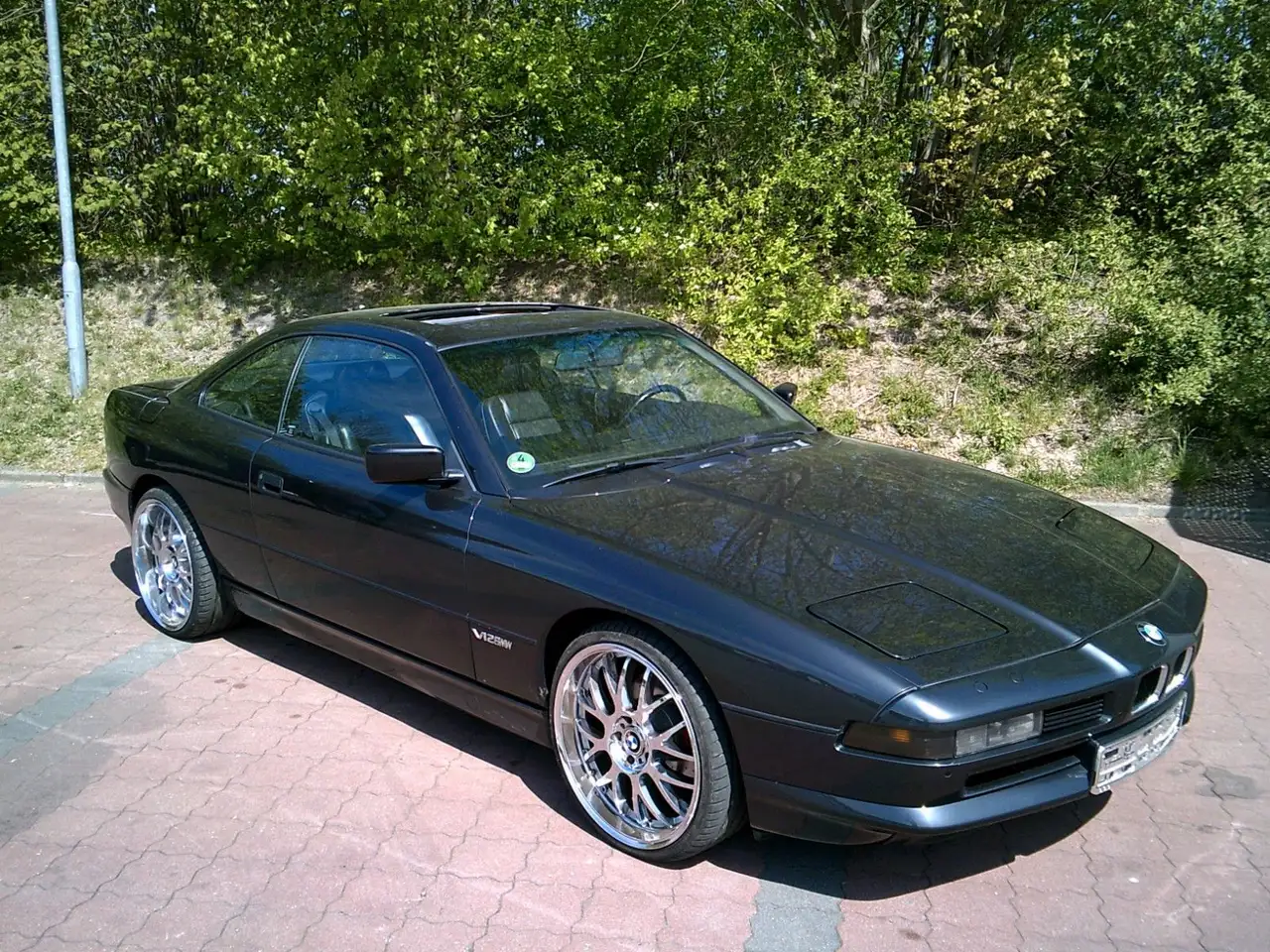 BMW 850