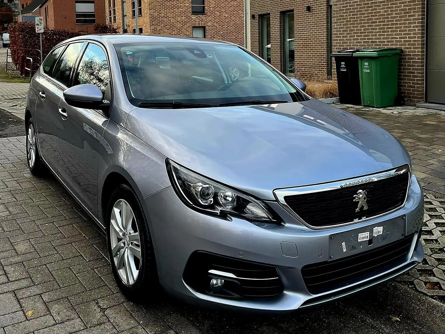 Peugeot 308 308 SW 1.5 BlueHDi Business S Gris - 1