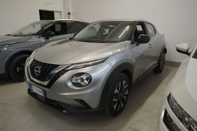 Nissan Juke view 3