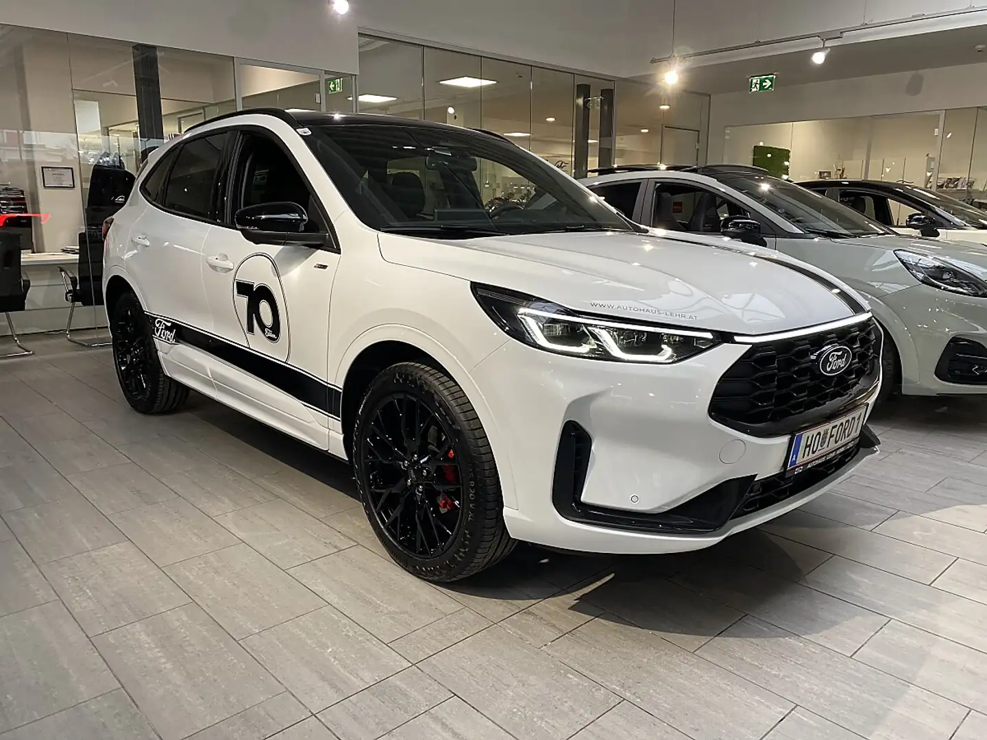 Ford Kuga 2,5 Duratec FHEV ST-Line X Aut. "EDITION 70" Weiß - 1