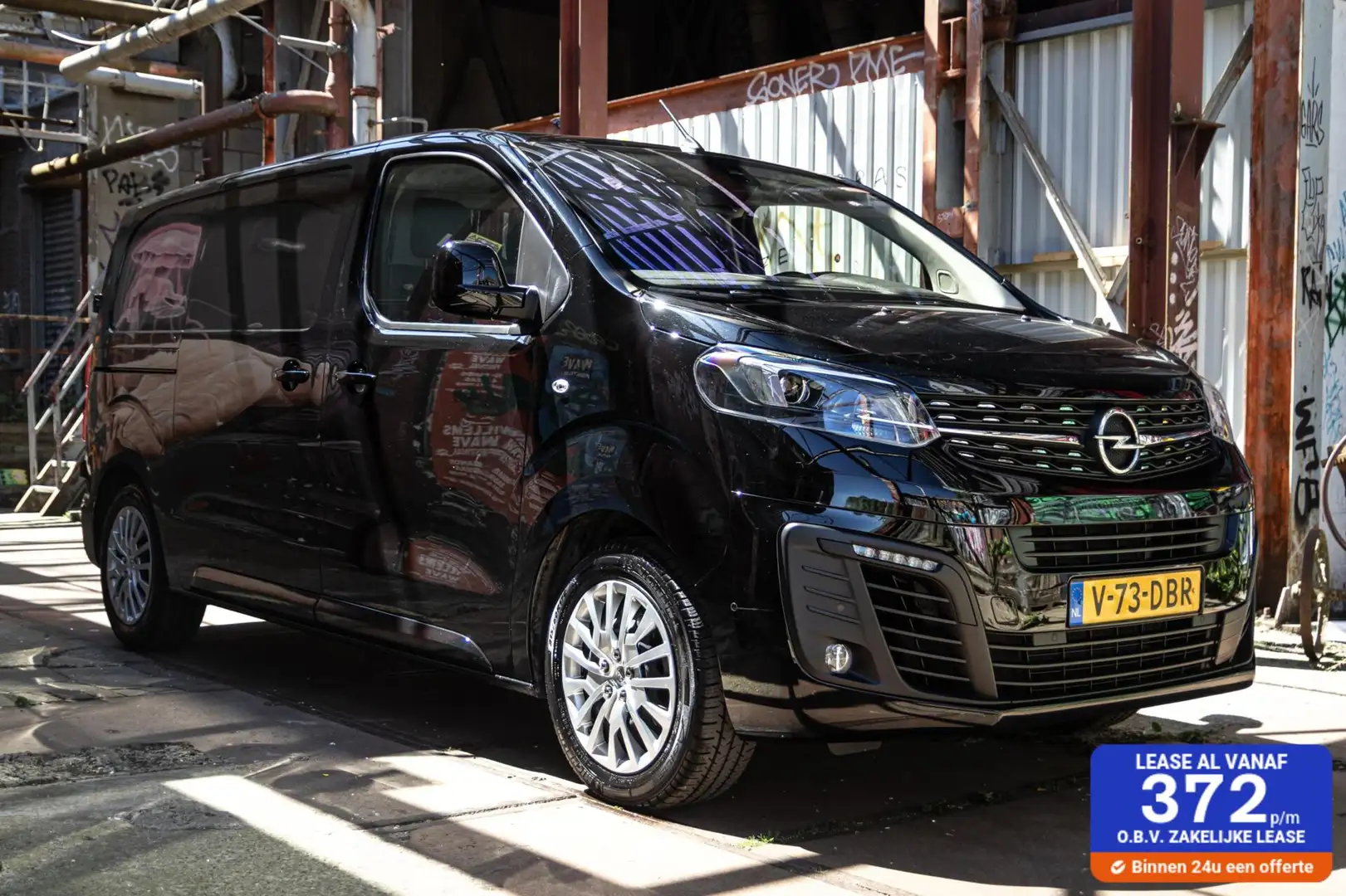 Opel Vivaro L2H1 2.0 145 PK Aut ZGAN Citroen Jumpy Expert Zwart - 1