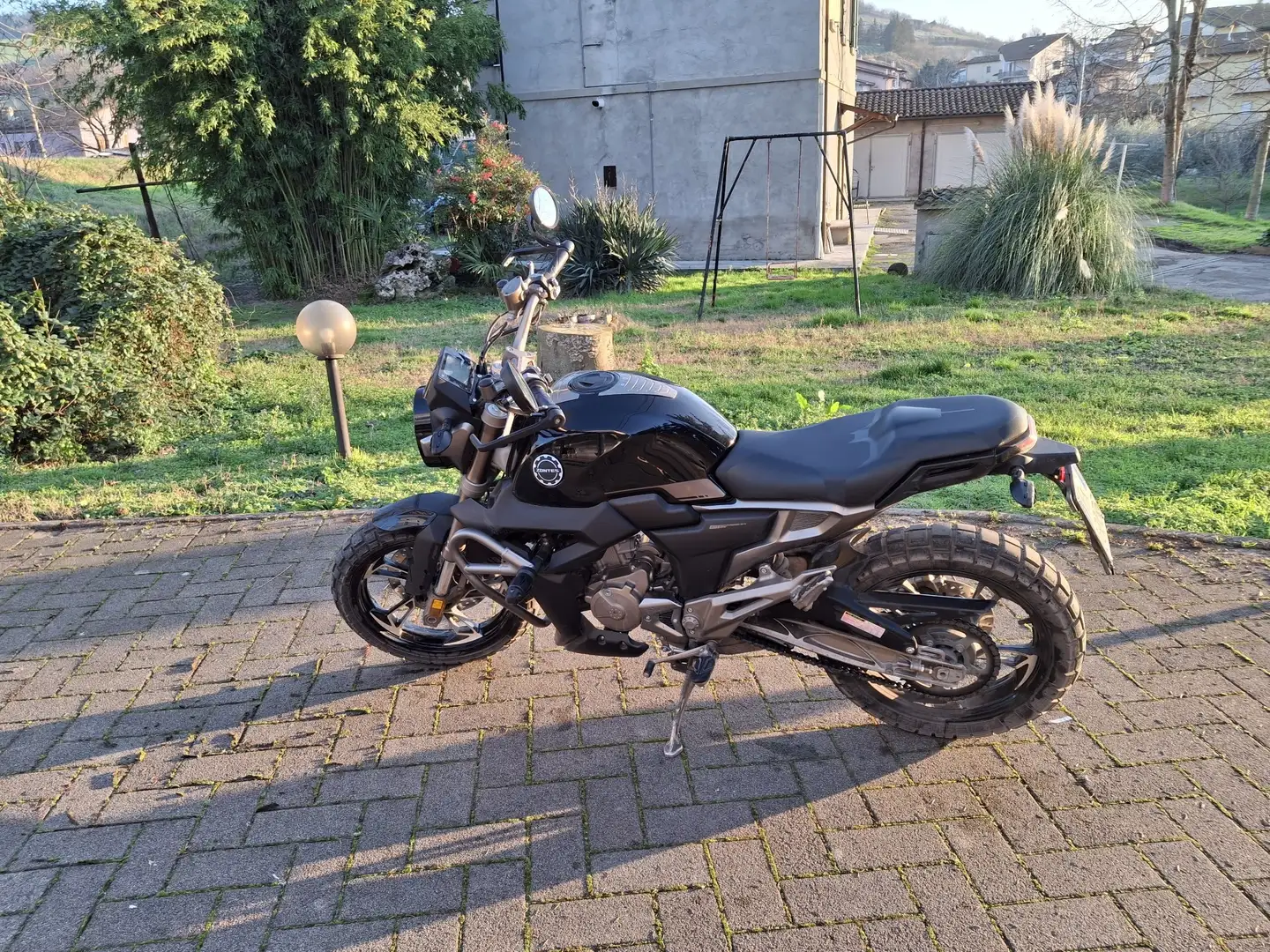 Zontes 125 G1 Negru - 1
