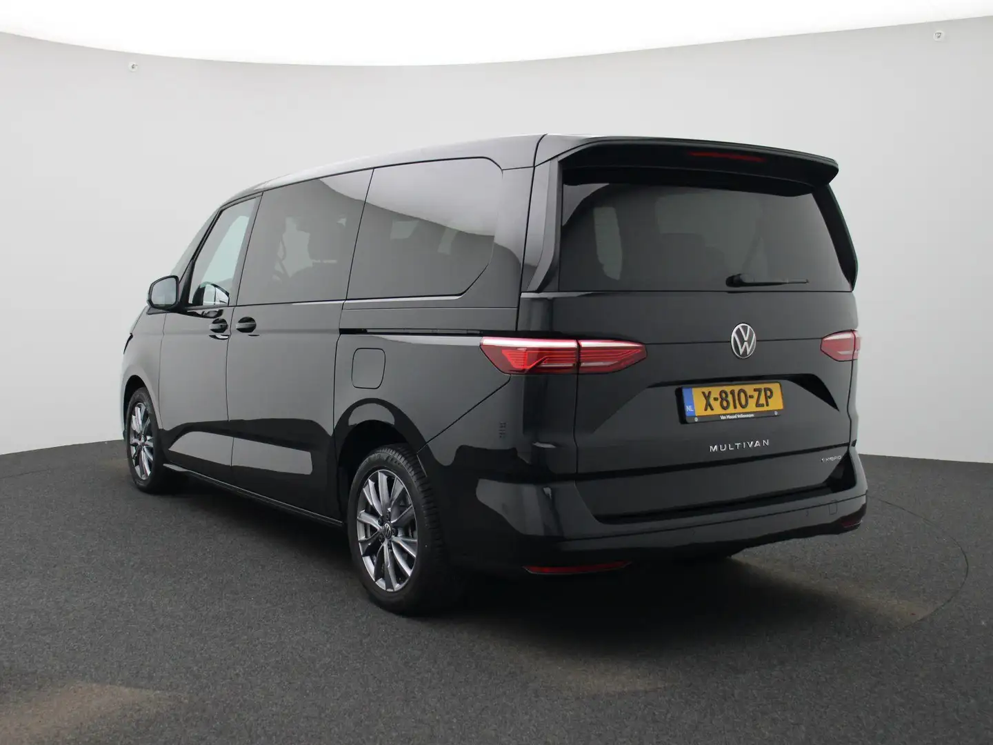 Volkswagen T7 Multivan 1.4 eHybrid L2H1 Life Schwarz - 2