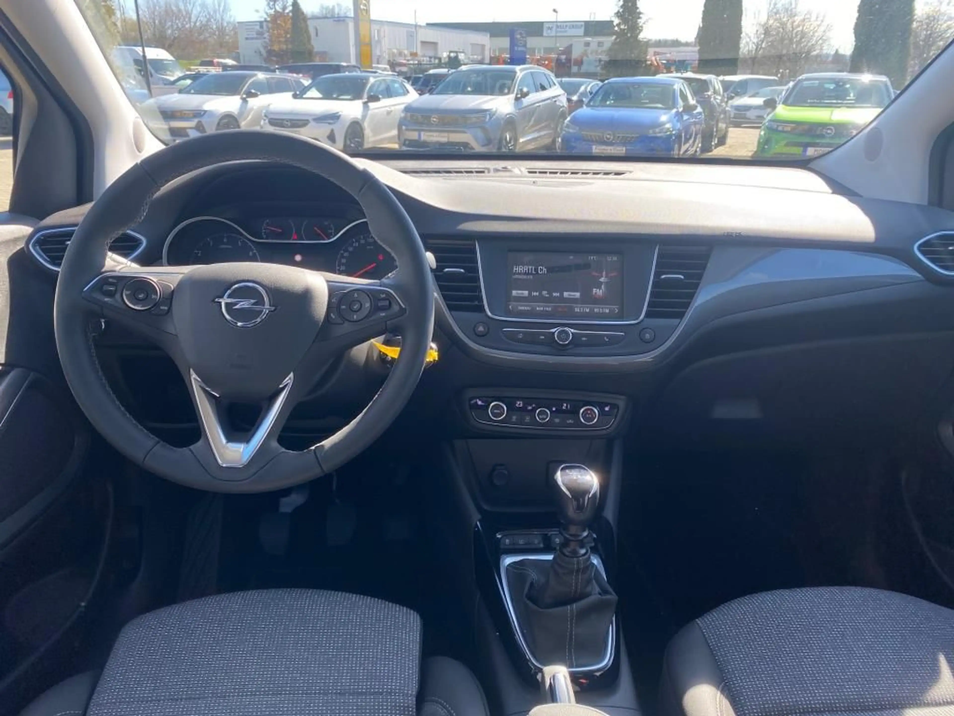 Opel Crossland X CROSSLAND X 1.2 Direct Injection Turbo 81 kW 11 — photo 4