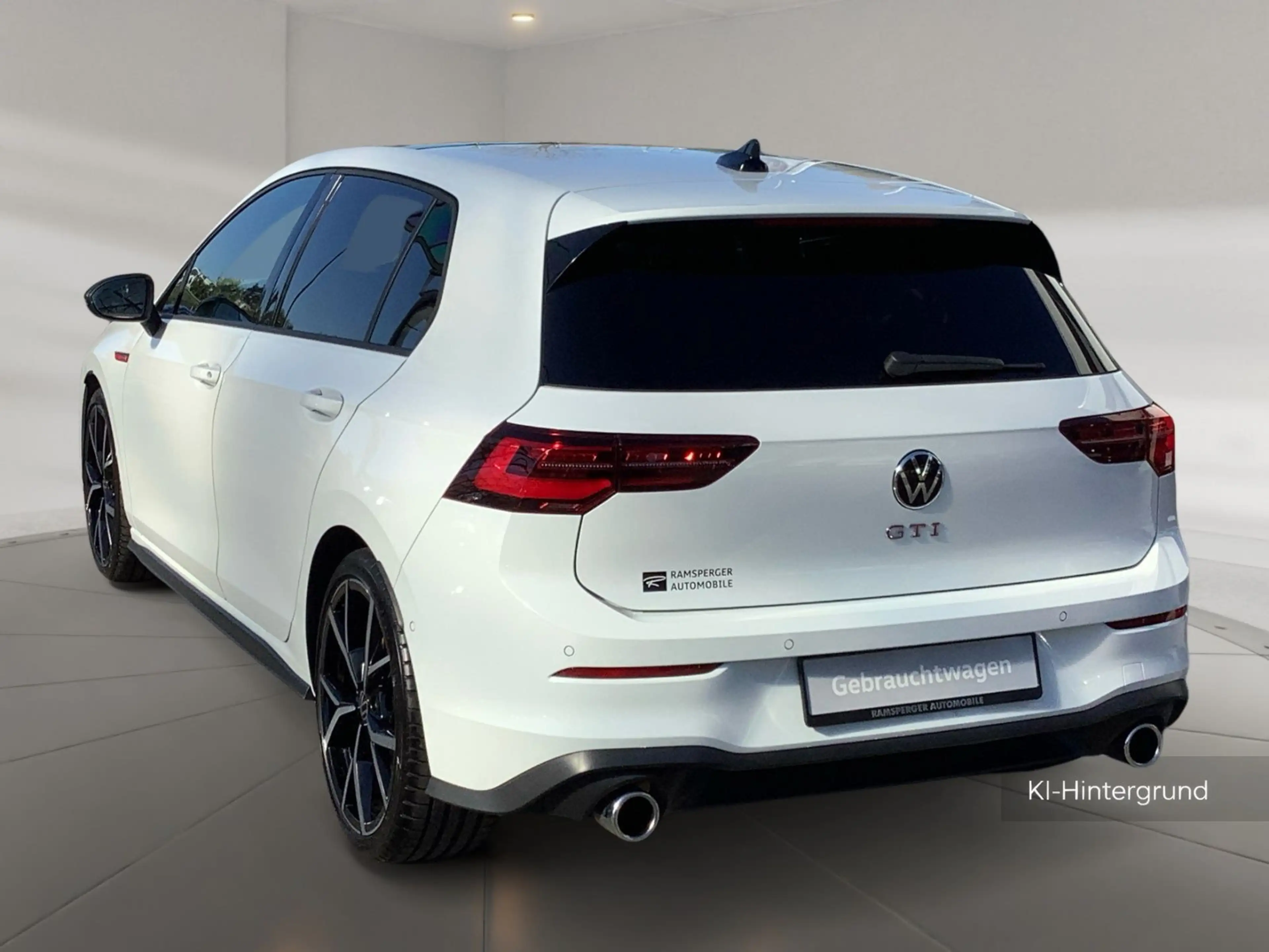 Volkswagen Golf 2.0 TSI DSG GTI ACC Matrix Navi Pano Keyles — photo 4