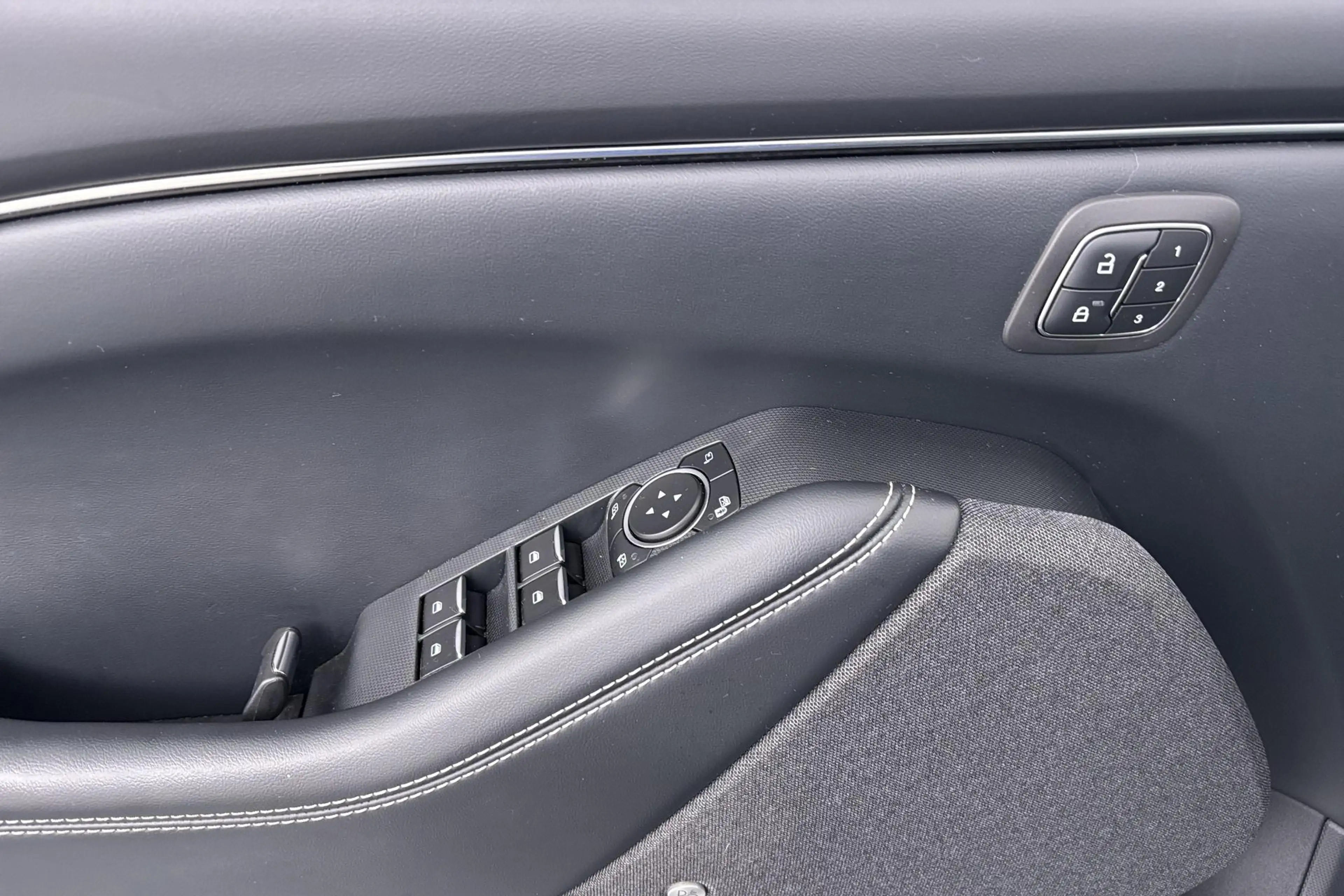 Ford Mustang Mach-E RWD 75 kWh Pure kracht met een vleugje Amerikaanse — photo 36