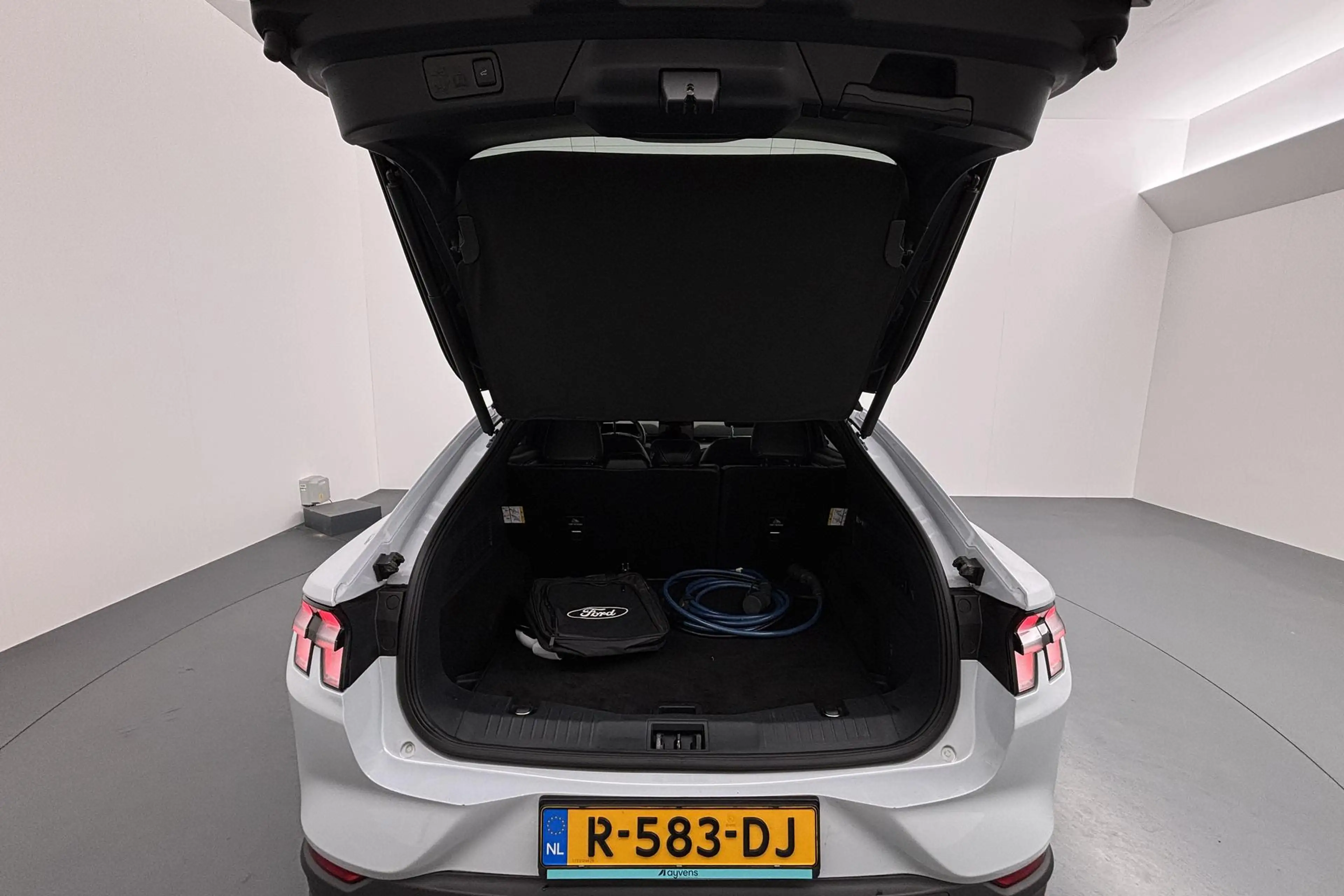 Ford Mustang Mach-E RWD 75 kWh Pure kracht met een vleugje Amerikaanse — photo 14