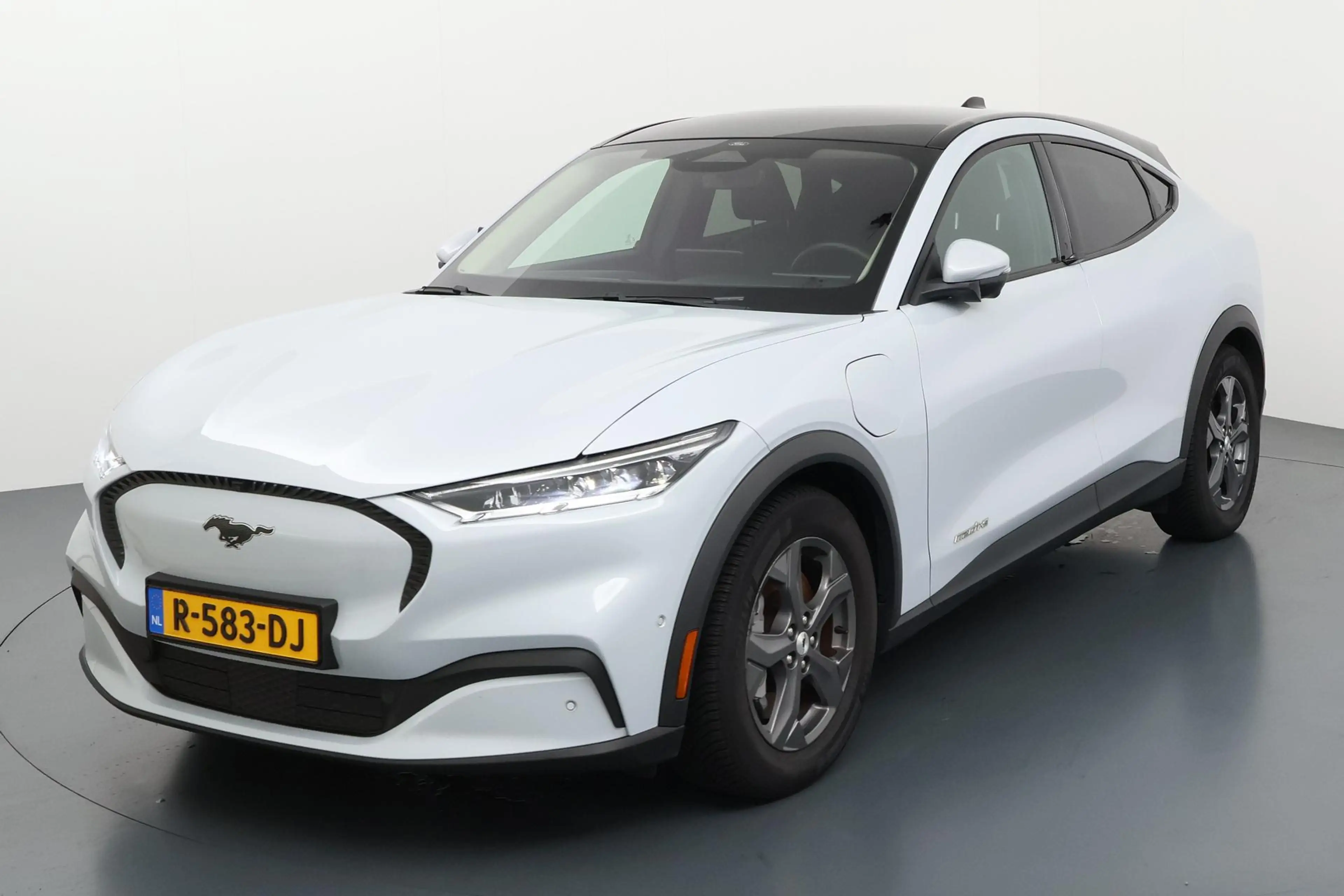 Ford Mustang Mach-E RWD 75 kWh Pure kracht met een vleugje Amerikaanse — photo 7
