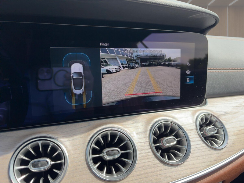 Mercedes-Benz E 200 E 200 AMG/MBUX/LED/Burmester/Leder/Rückfahrkamer — photo 13