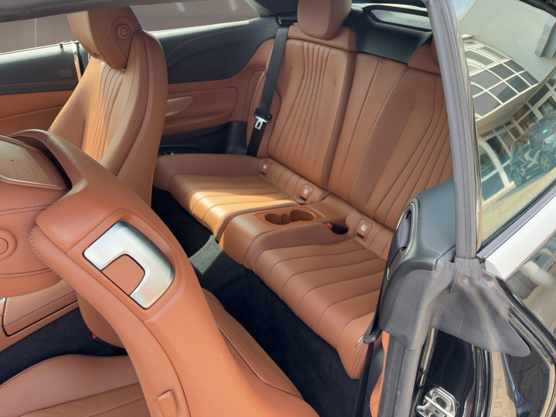 Mercedes-Benz E 200 E 200 AMG/MBUX/LED/Burmester/Leder/Rückfahrkamer — photo 7