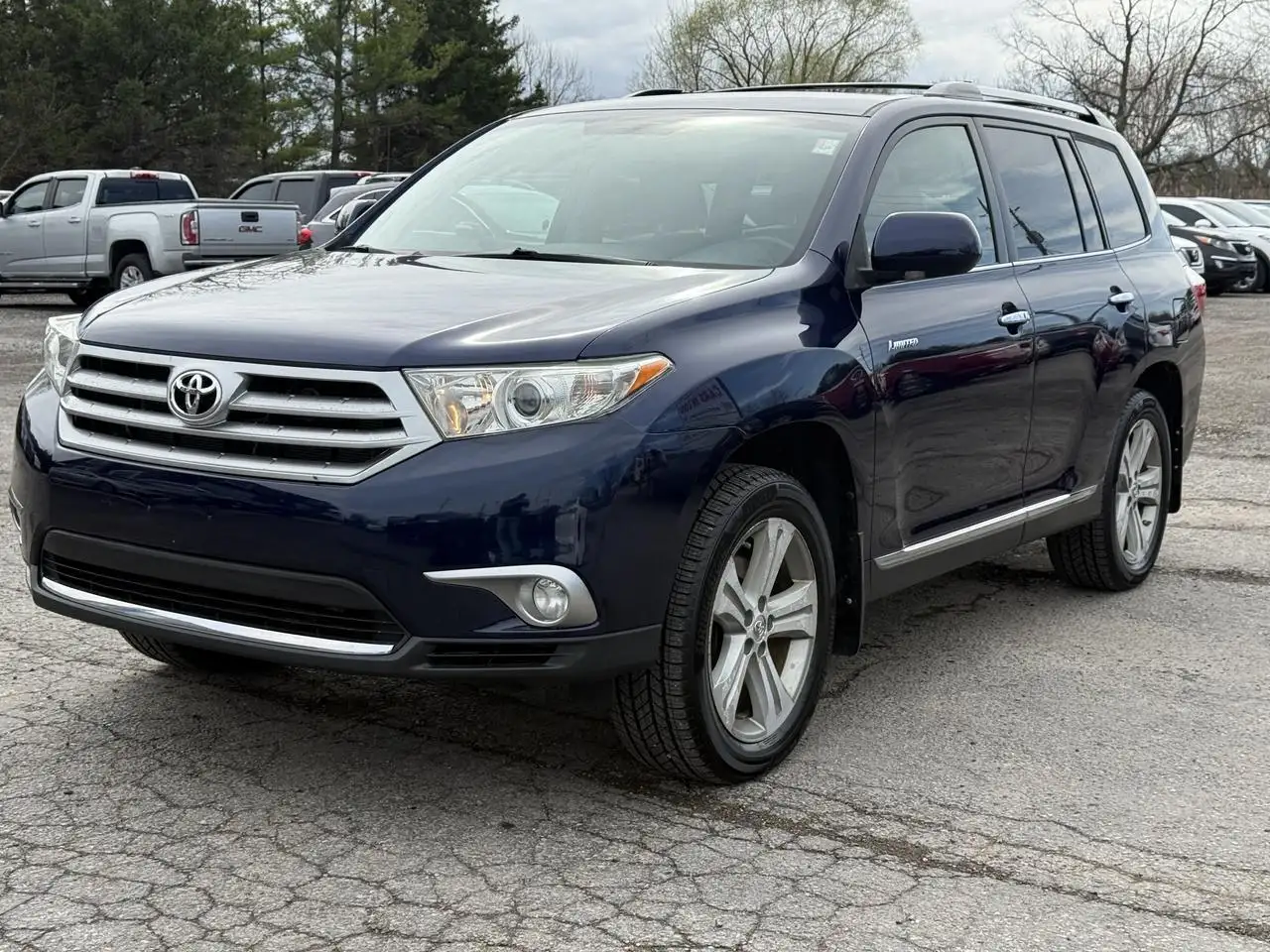 Toyota Highlander снимка Toyota Highlander