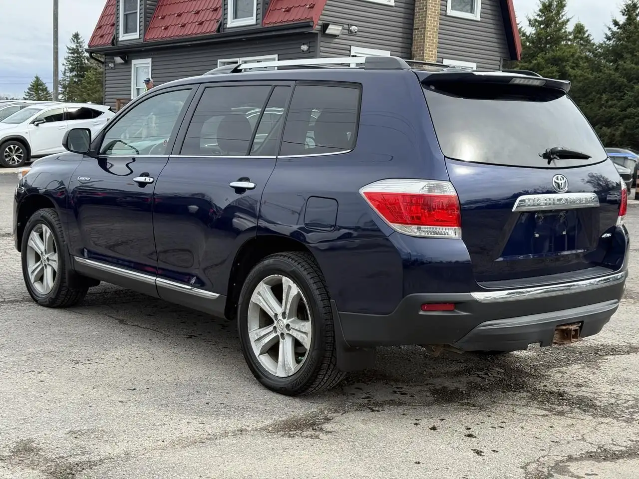 Toyota Highlander снимка Toyota Highlander