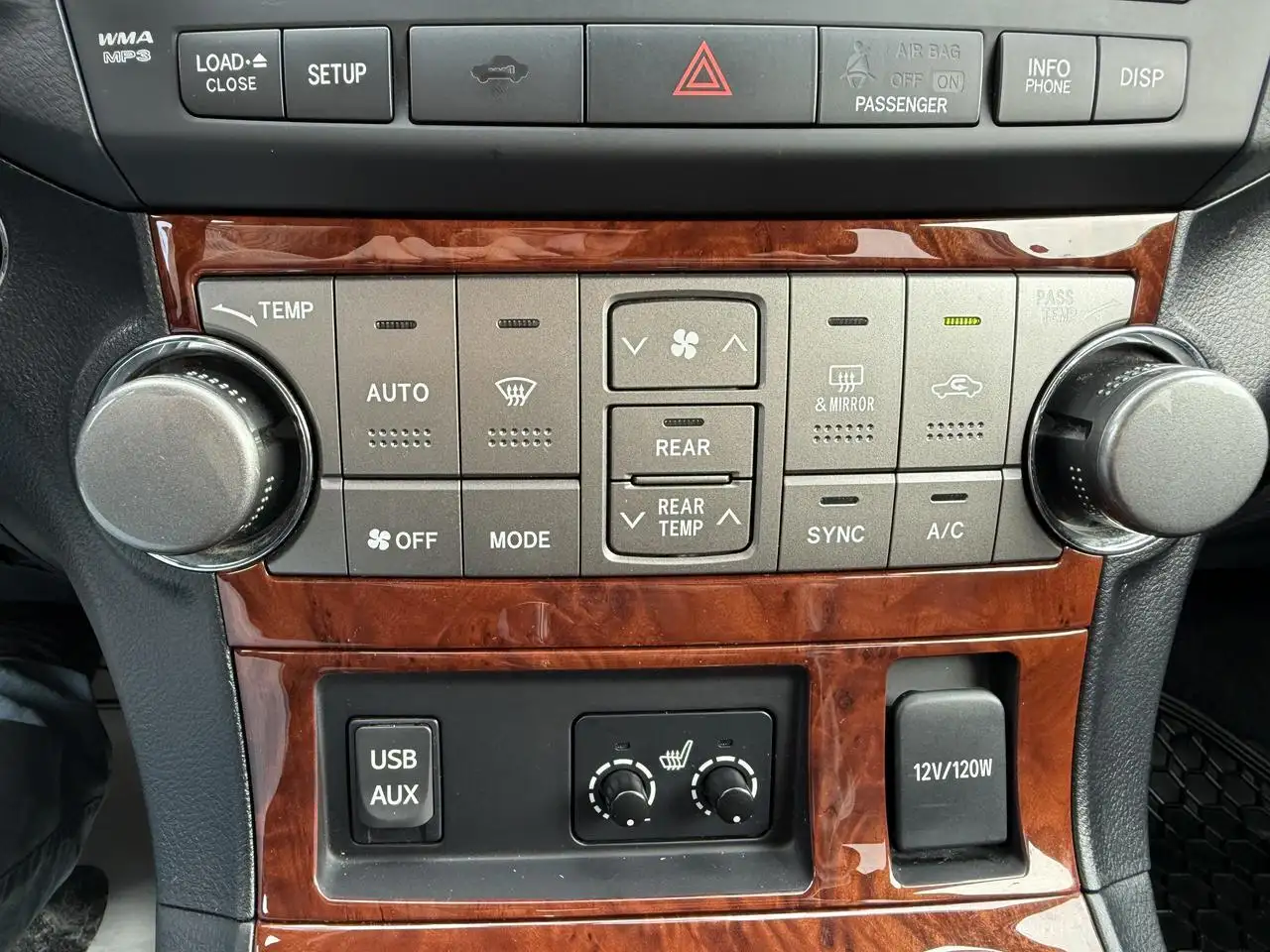 Toyota Highlander снимка Toyota Highlander