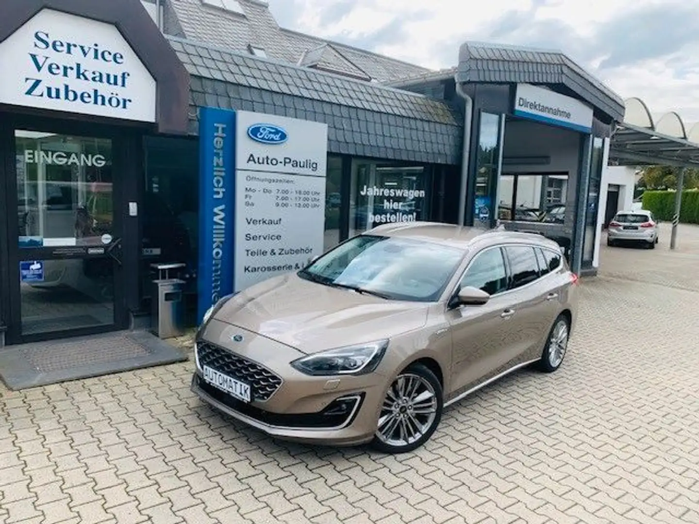 Ford Focus Vignale Automatik Silber - 1