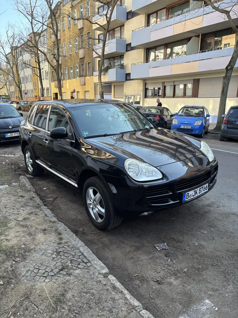 Porsche Cayenne - 2