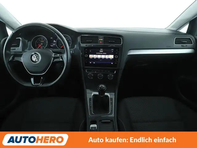 Volkswagen Golf view 12