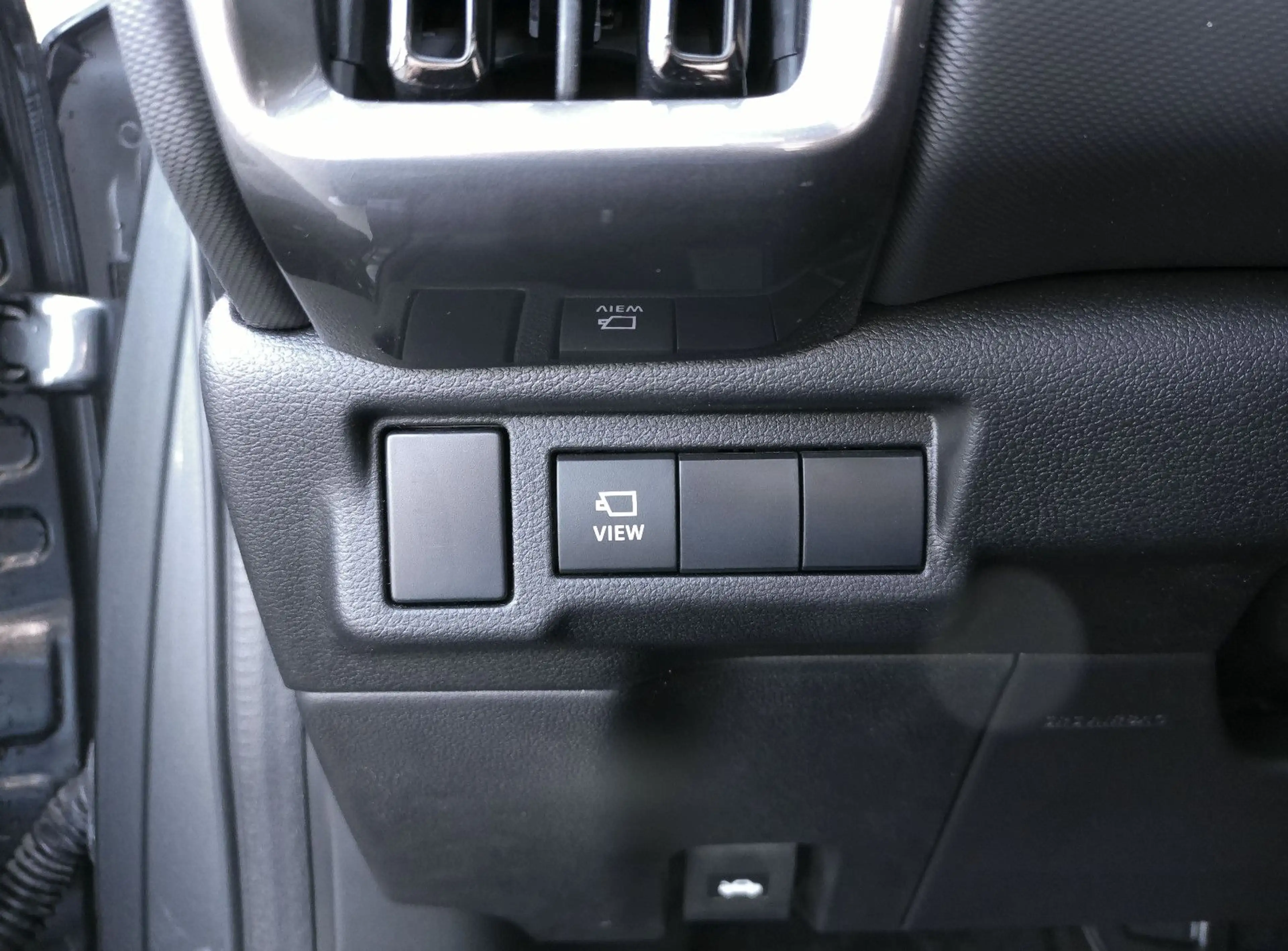 Toyota Urban Cruiser FWD Lounge — photo 11