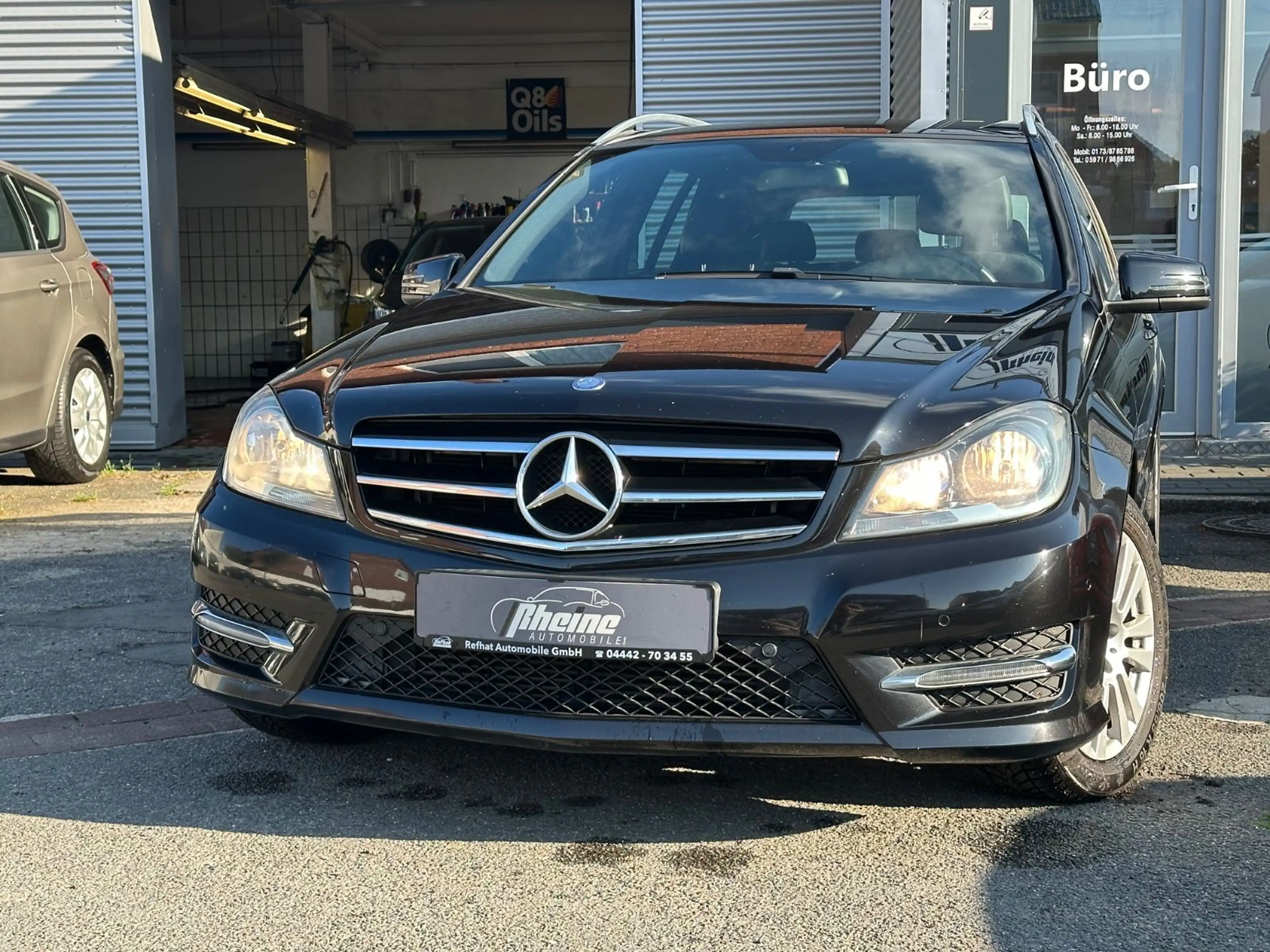 Mercedes-Benz C 180 T-Modell CGI Edition*AMG*PDC*NAVI*SHZ*