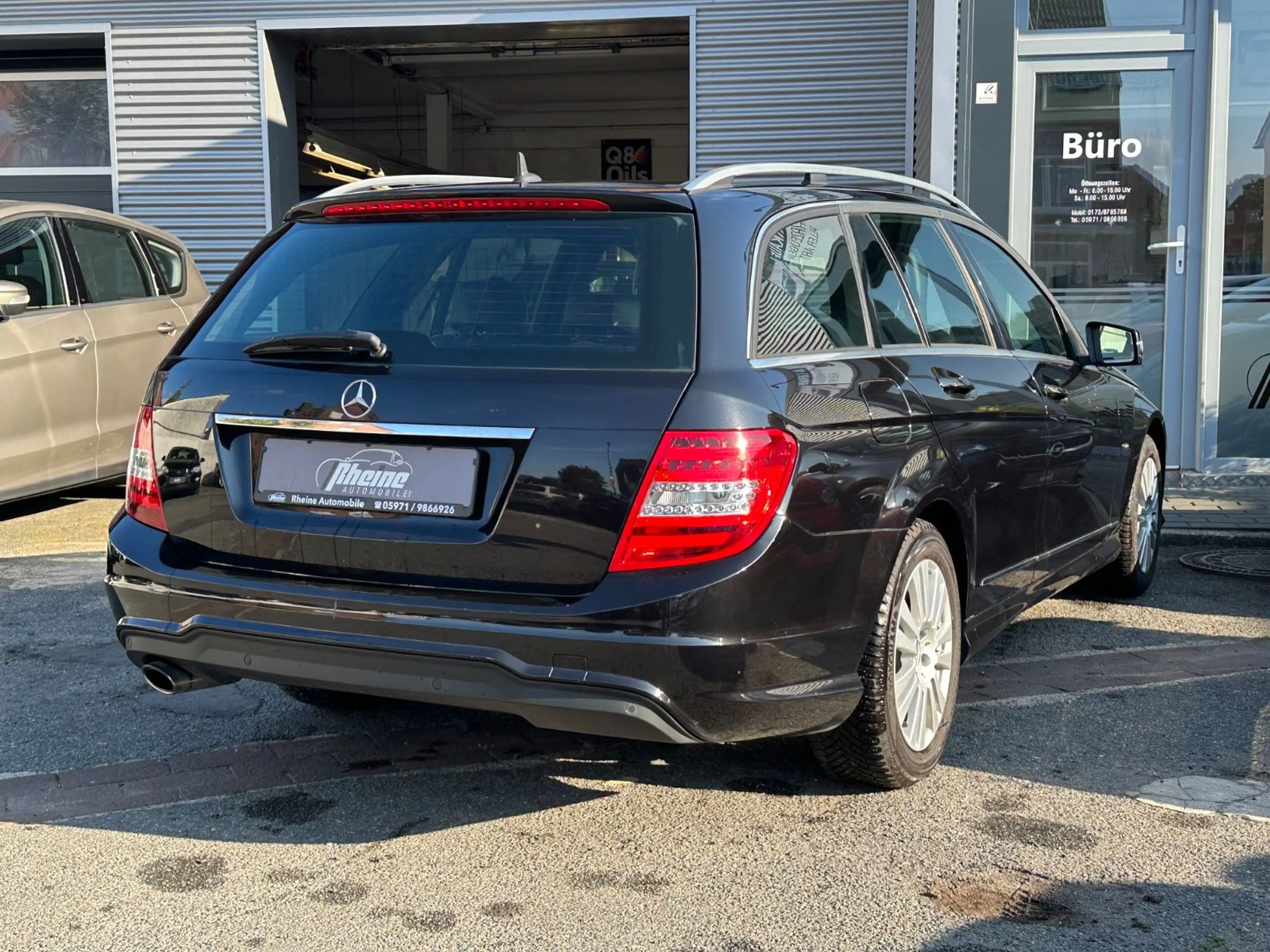 Mercedes-Benz C 180 T-Modell CGI Edition*AMG*PDC*NAVI*SHZ* — photo 5